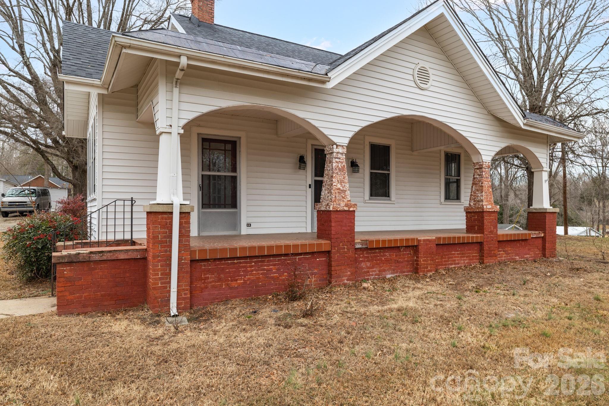 1820 S Park Drive — Reidsville