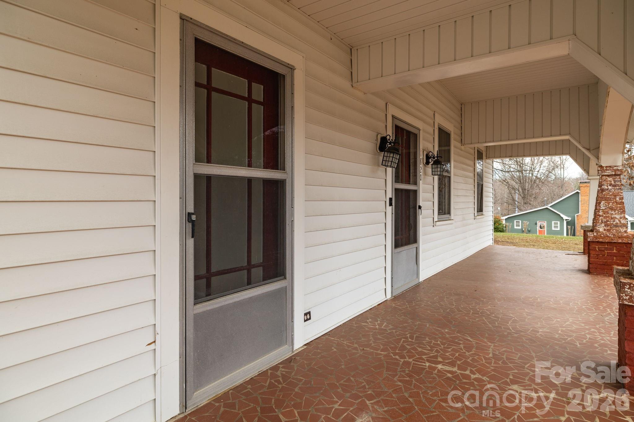 1820 S Park Drive — Reidsville