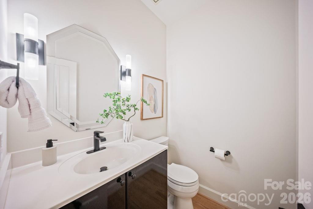 5901 Marsailles Court — Charlotte