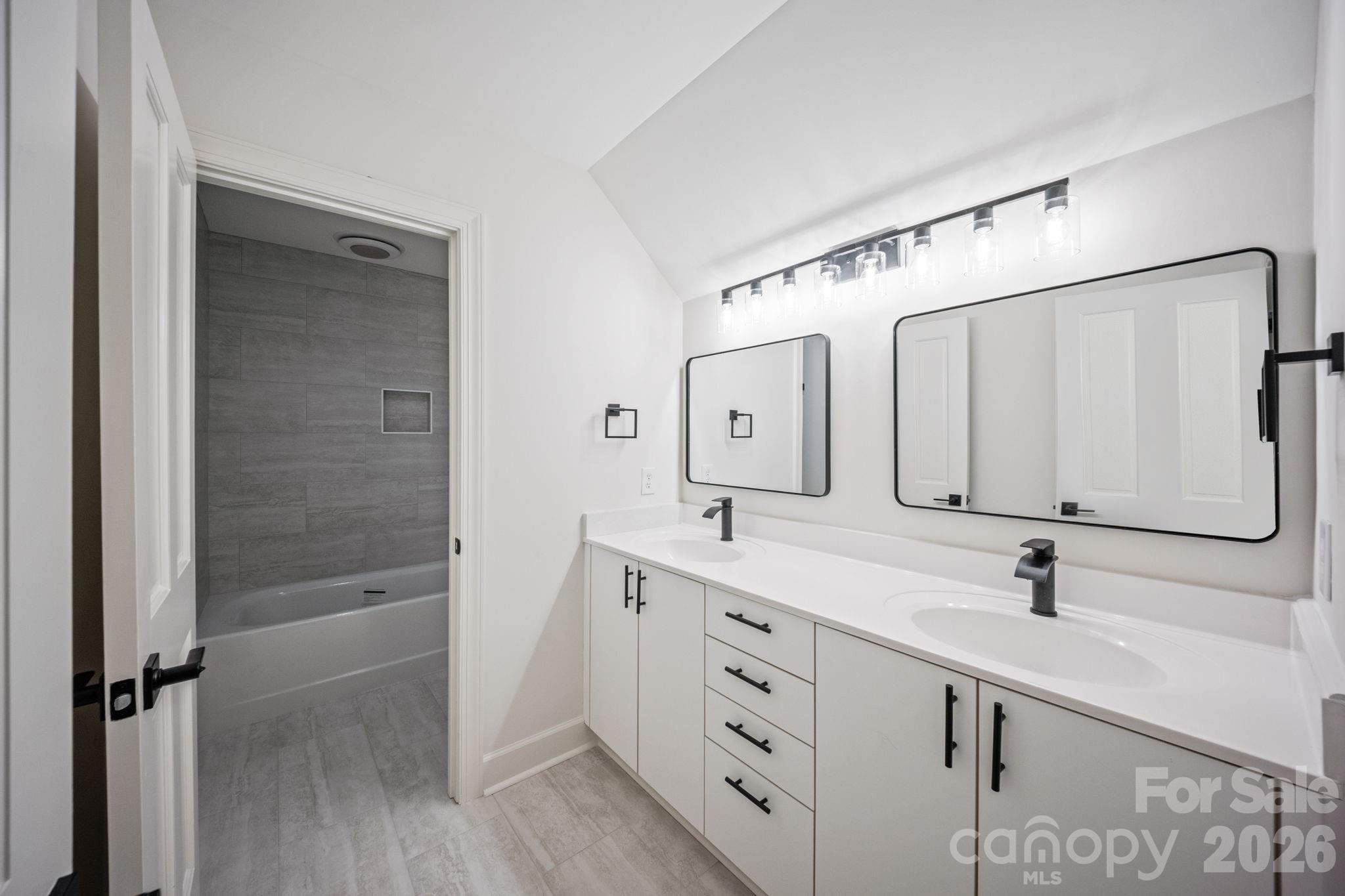 5901 Marsailles Court — Charlotte