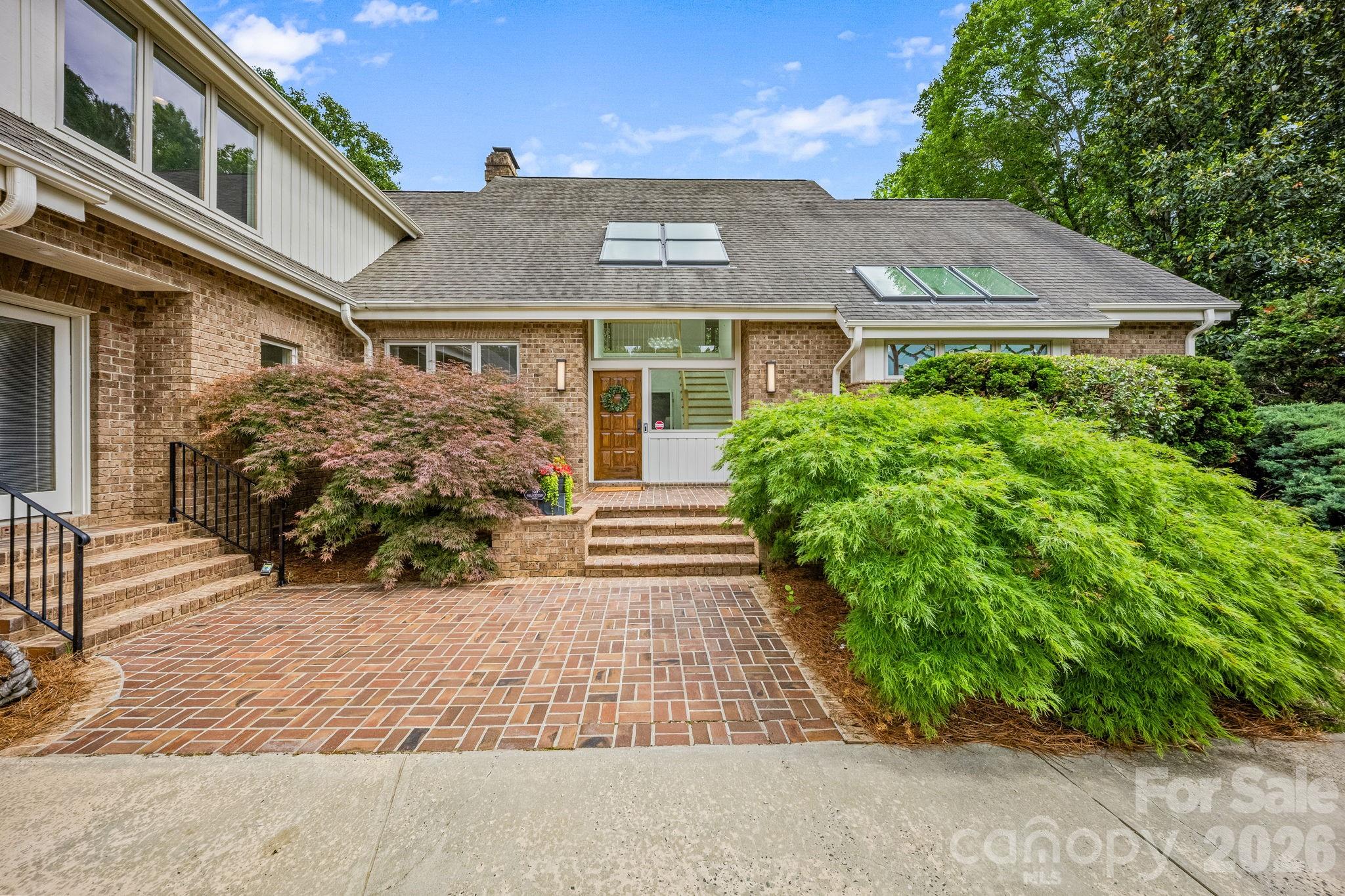 5901 Marsailles Court — Charlotte