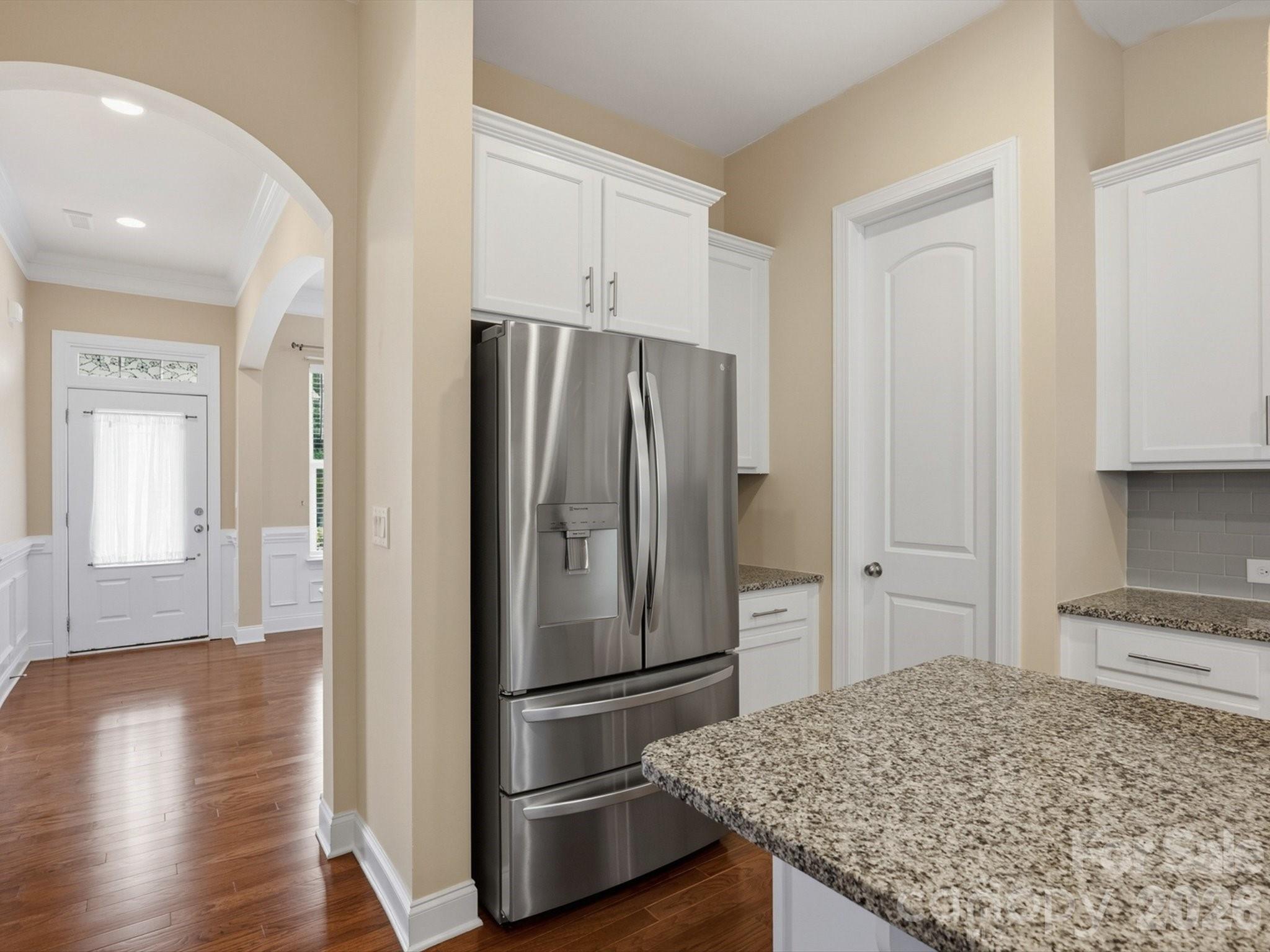 5033 Wesley Court — Lancaster