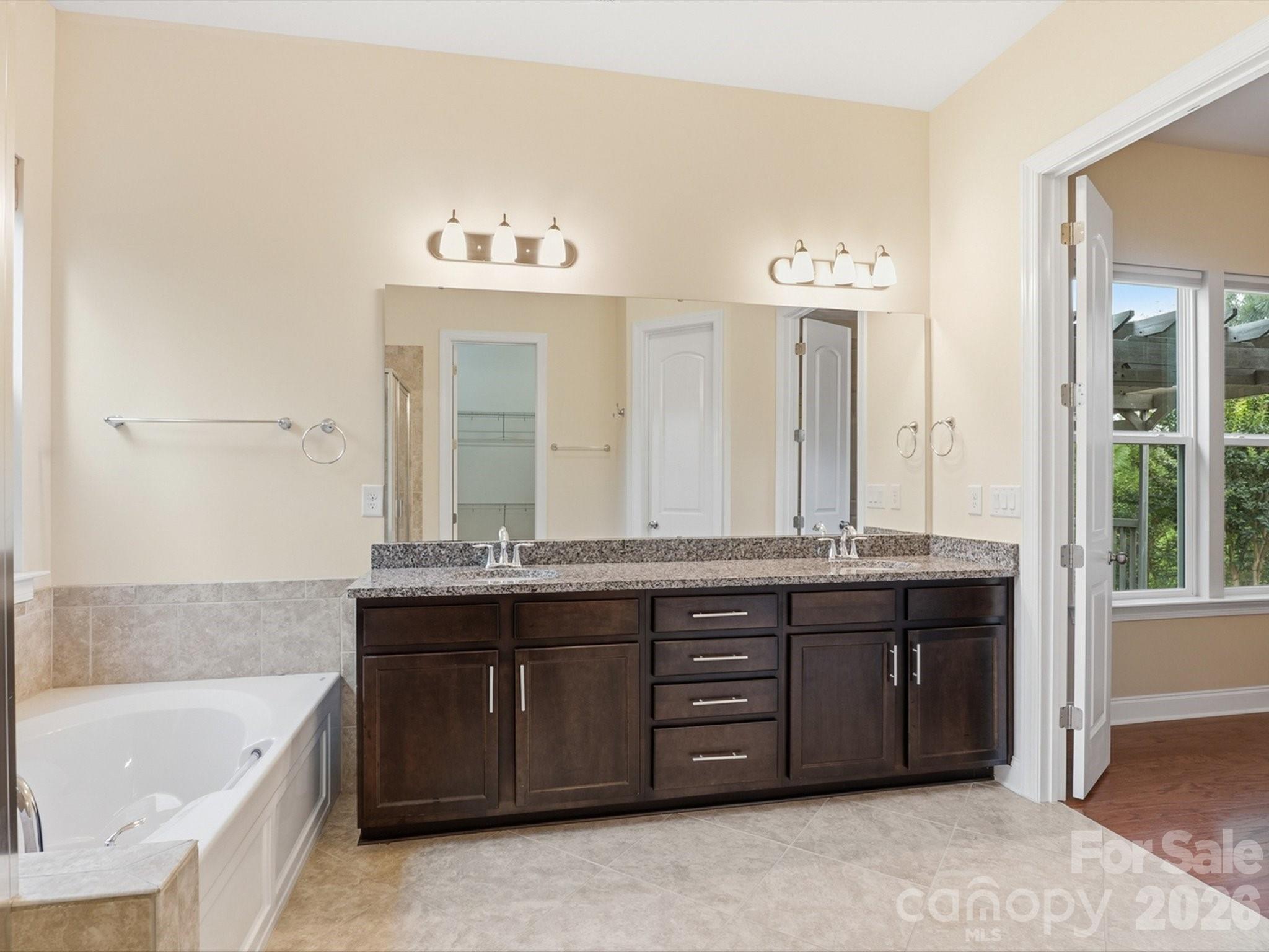 5033 Wesley Court — Lancaster