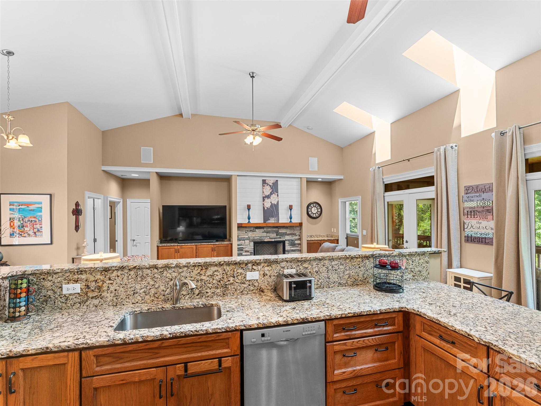 25 Linden Turn S — Hendersonville