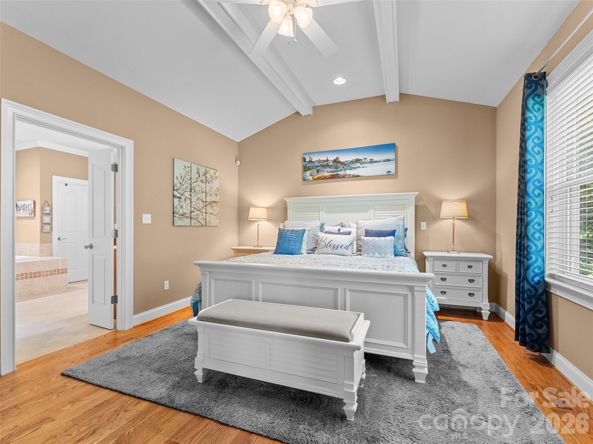 25 Linden Turn S — Hendersonville