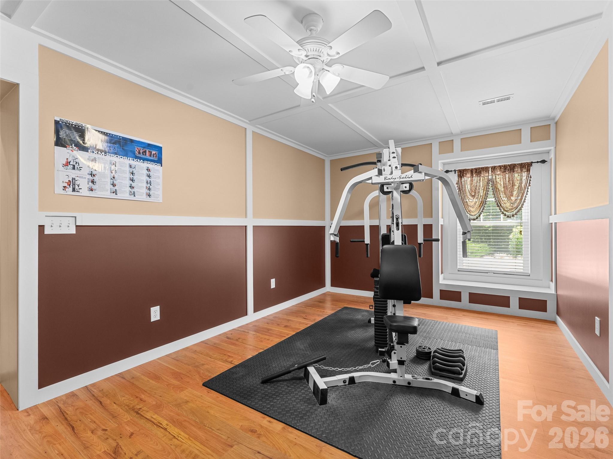 25 Linden Turn S — Hendersonville