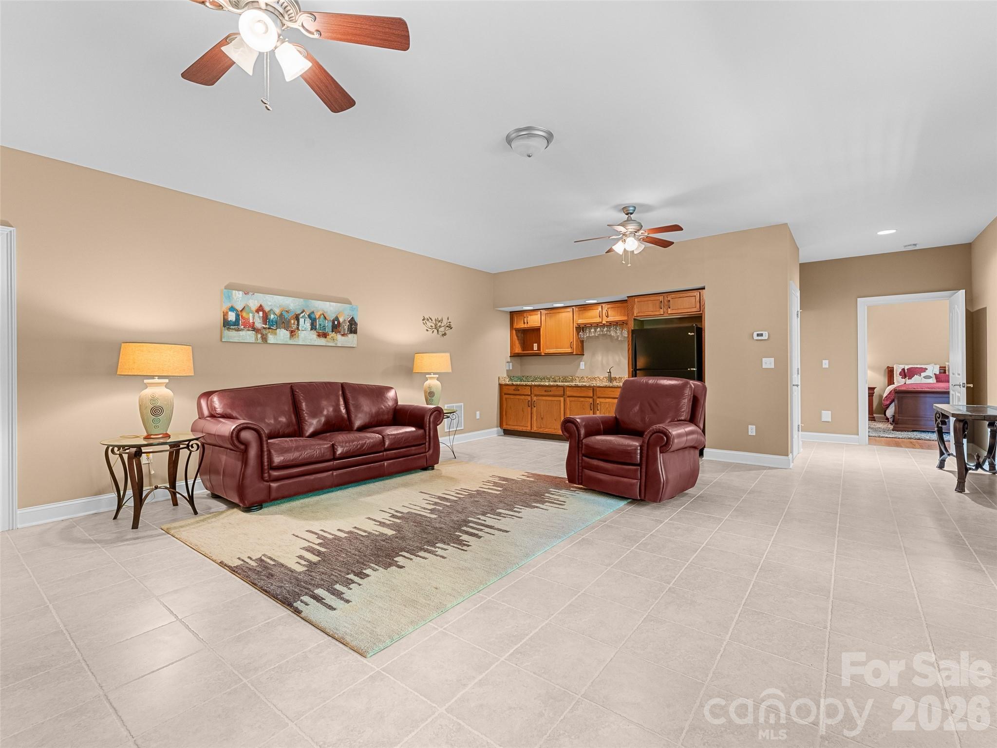 25 Linden Turn S — Hendersonville