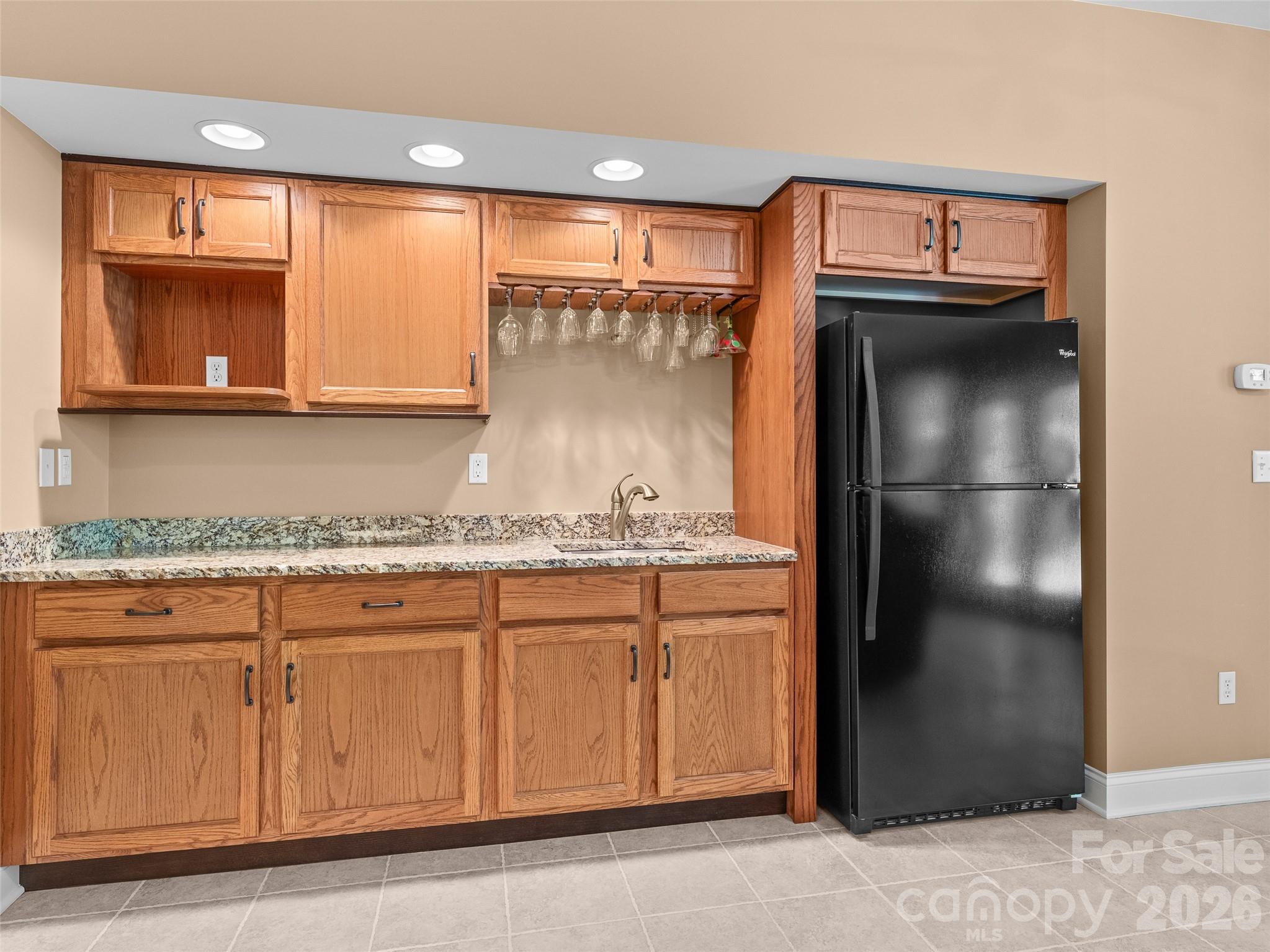 25 Linden Turn S — Hendersonville
