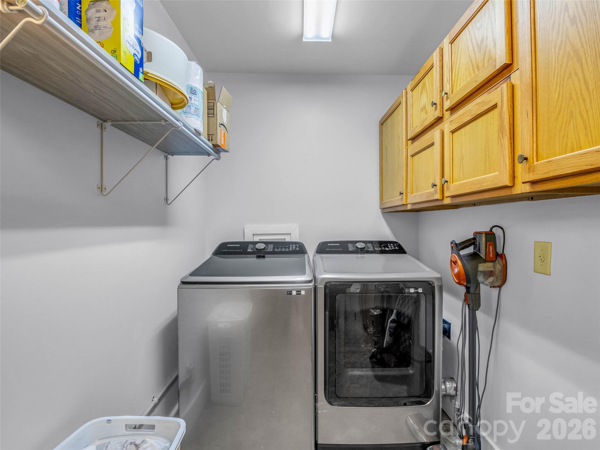 442 Whitestone Circle — Union Mills