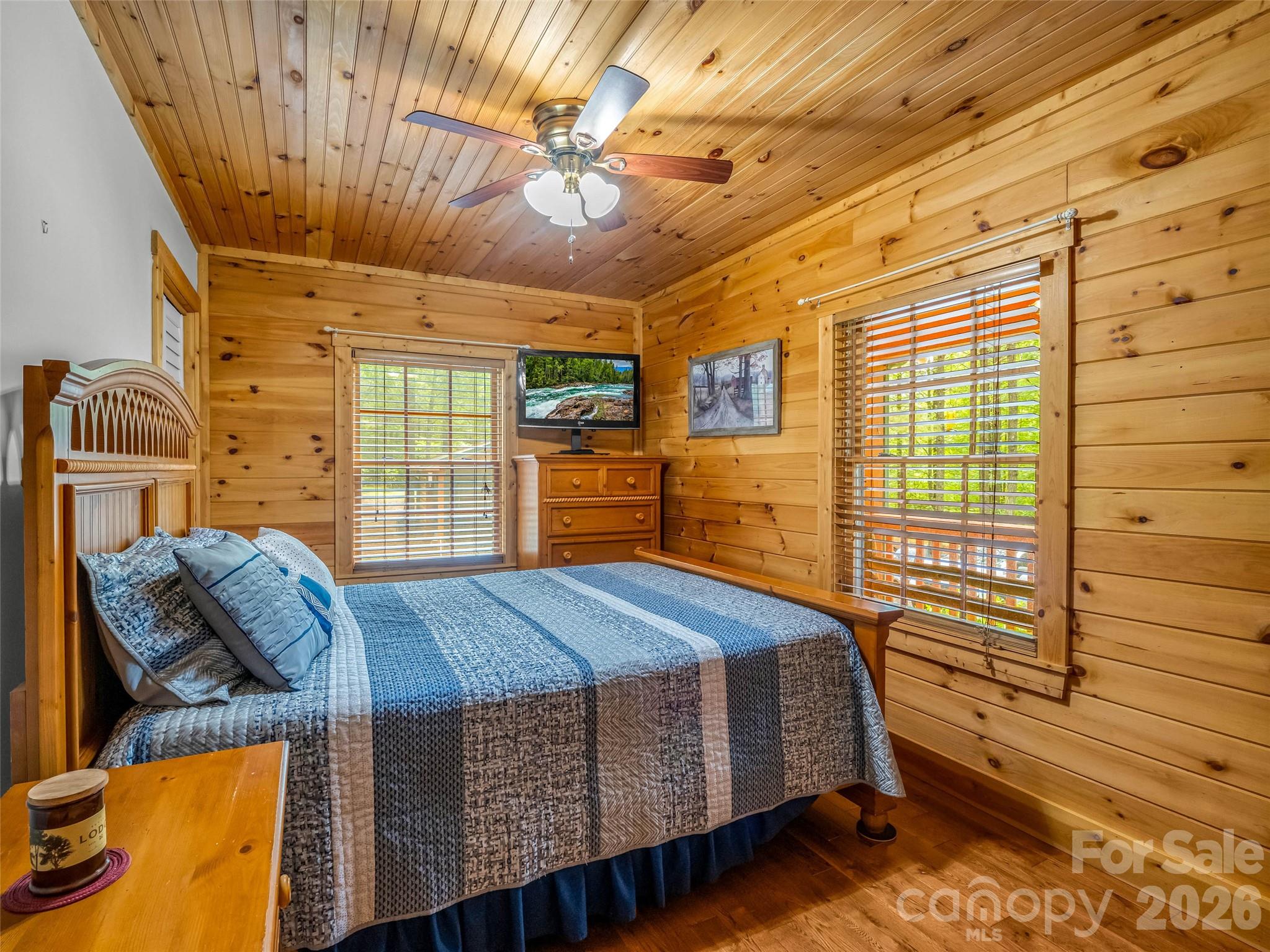 442 Whitestone Circle — Union Mills