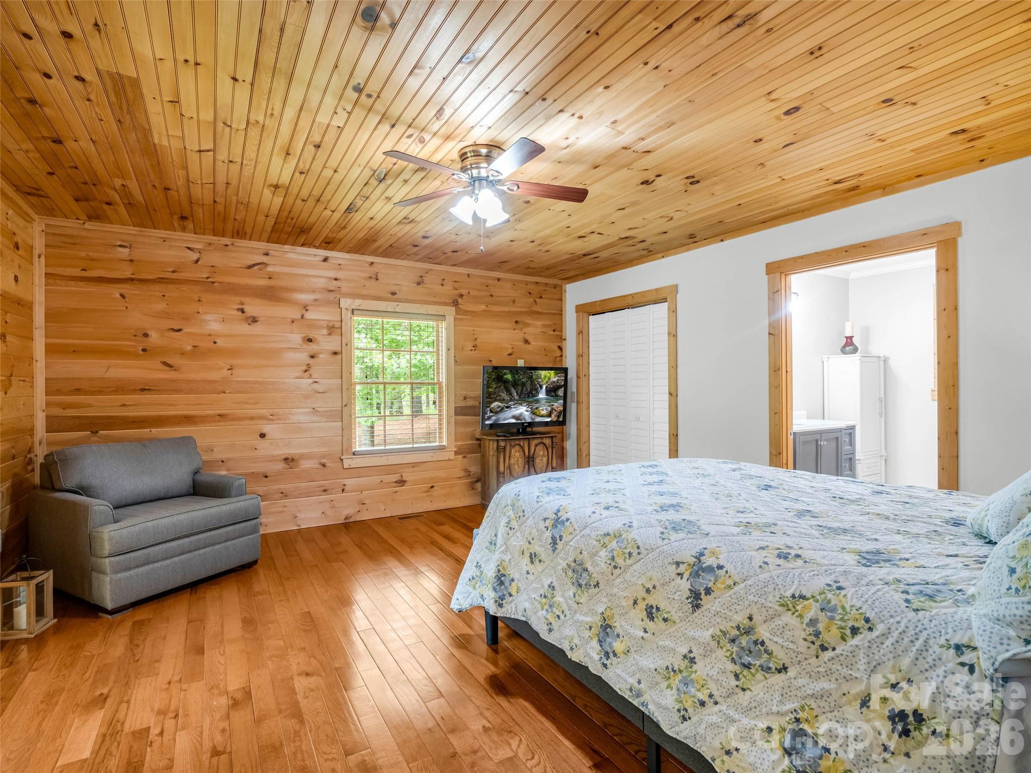 442 Whitestone Circle — Union Mills
