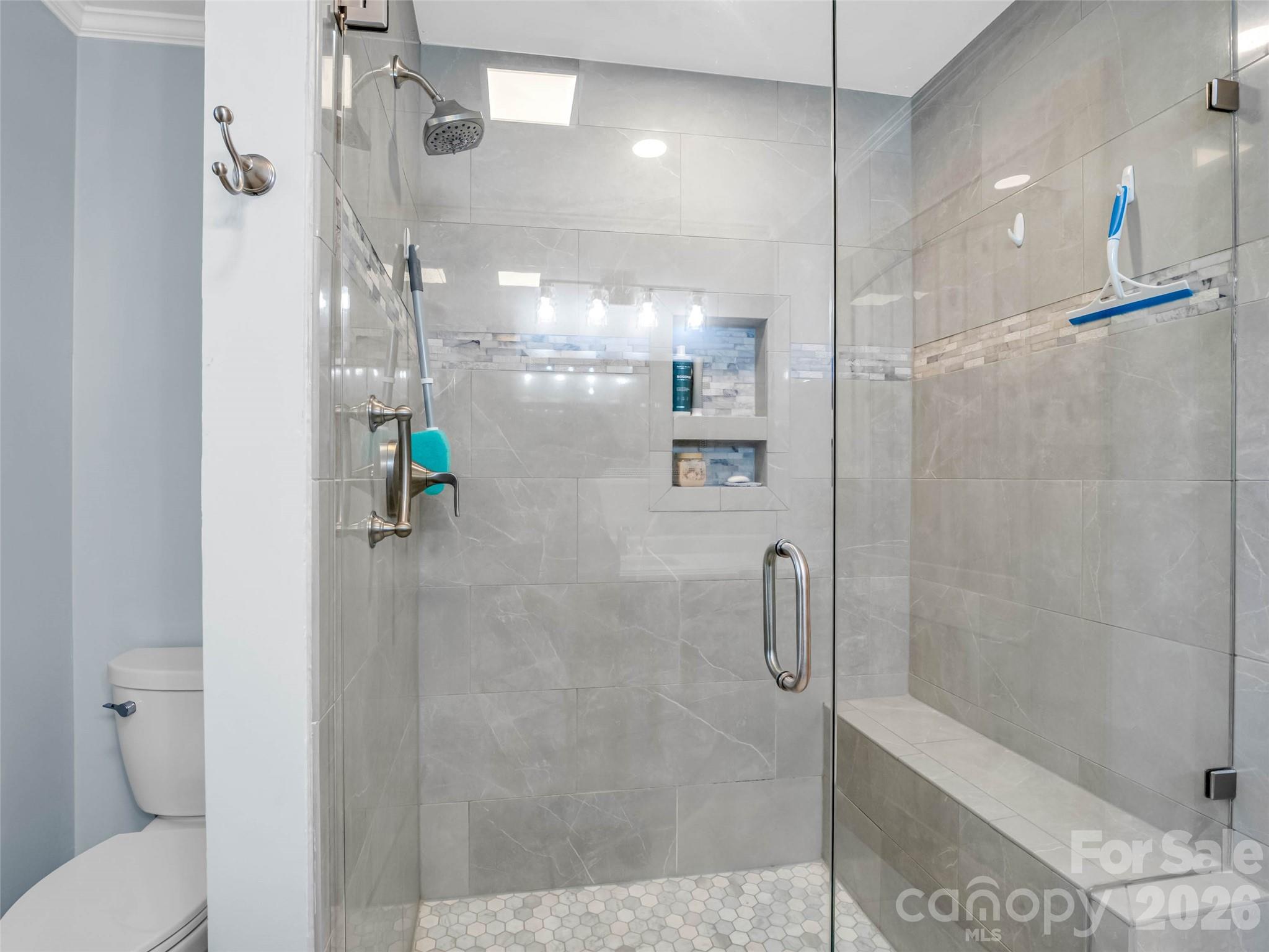442 Whitestone Circle — Union Mills