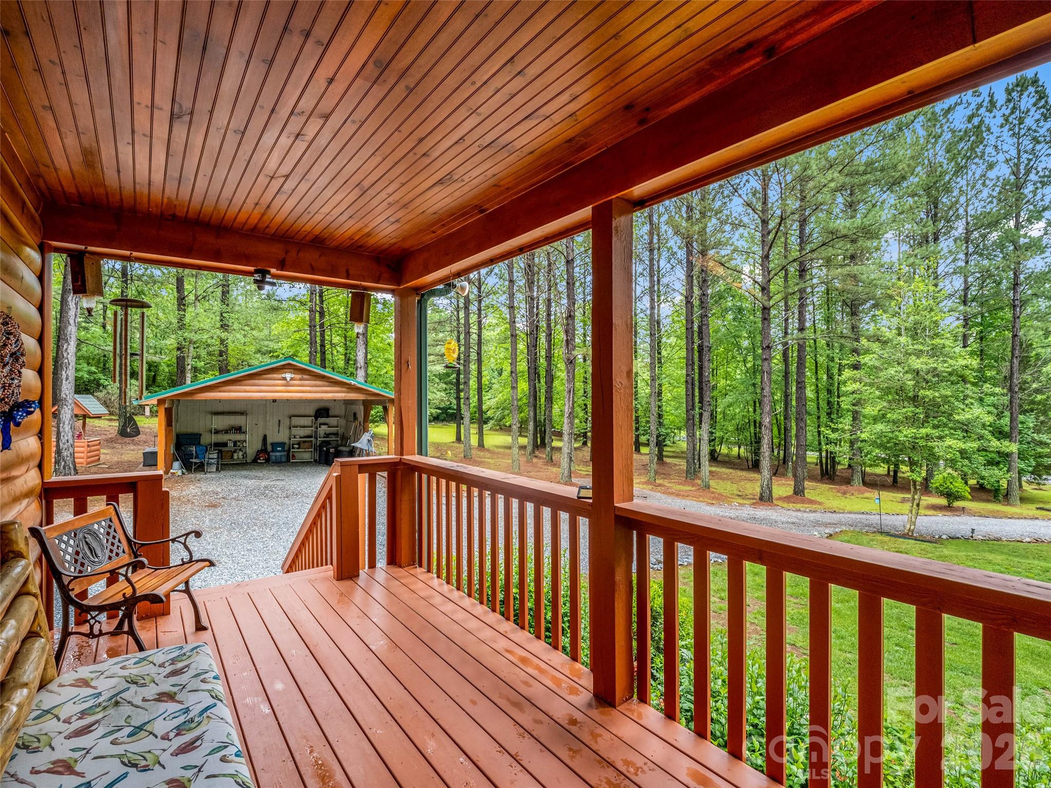 442 Whitestone Circle — Union Mills