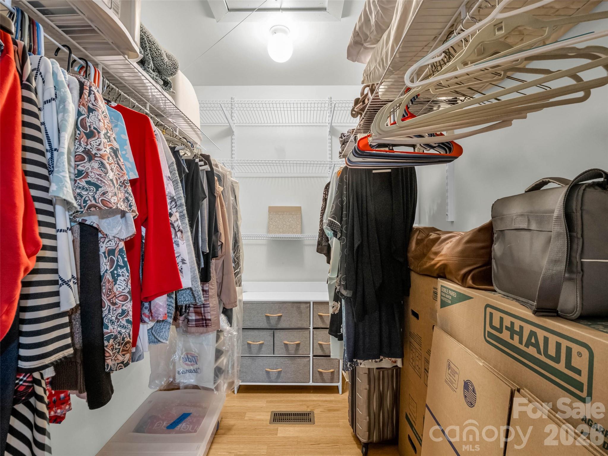 442 Whitestone Circle — Union Mills