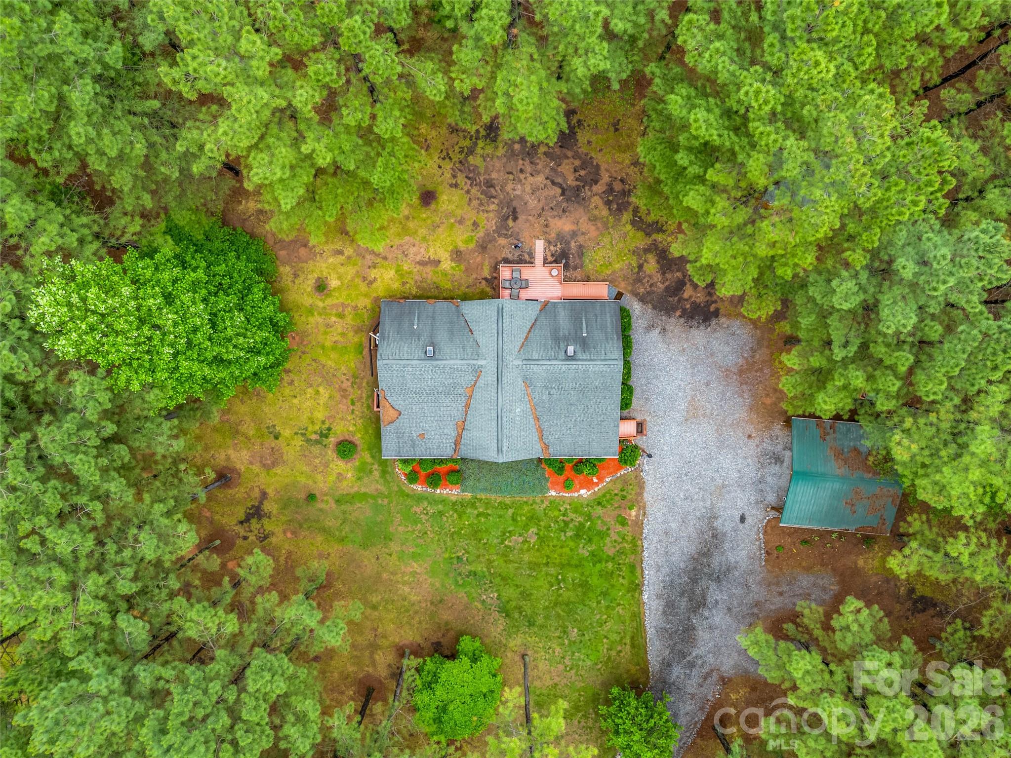 442 Whitestone Circle — Union Mills