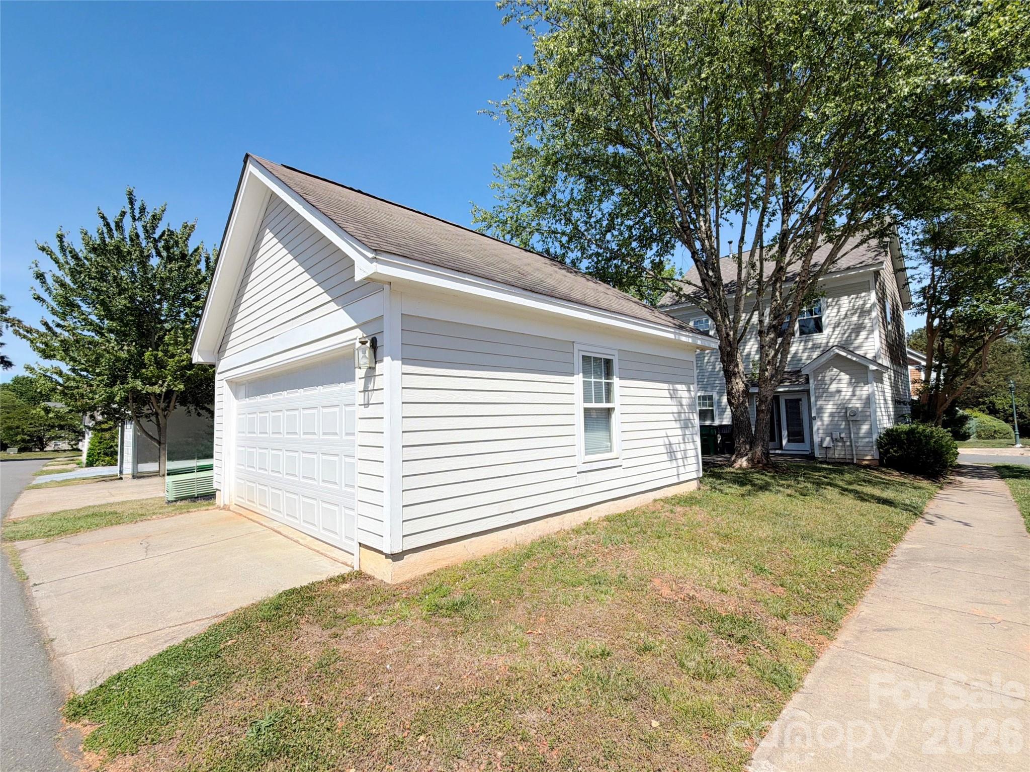 11223 Blue Cedar Lane — Charlotte