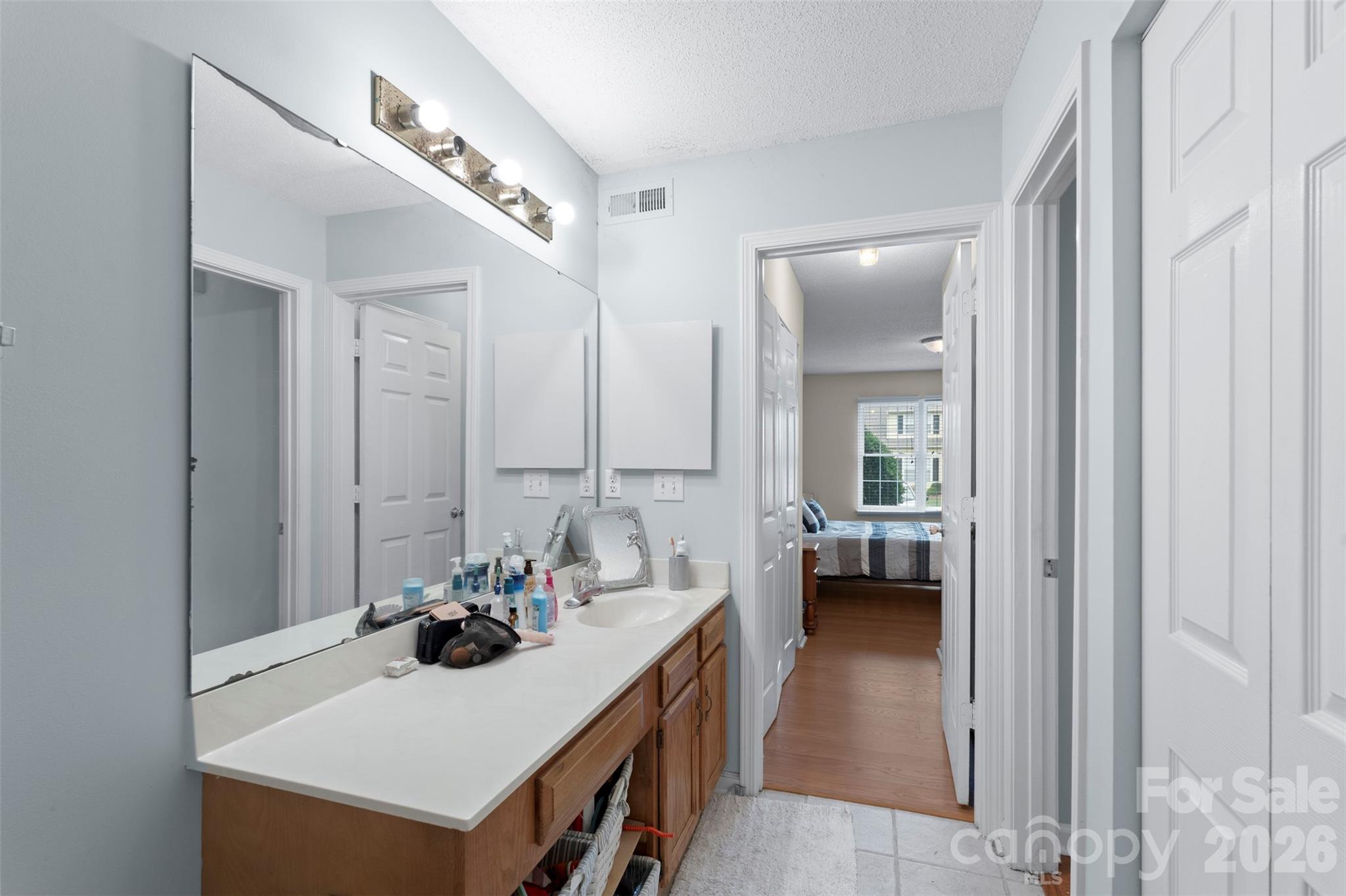 9005 Four Mile Creek Road — Charlotte