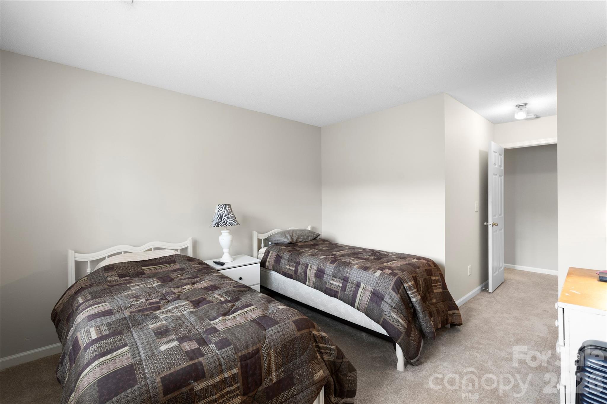 9005 Four Mile Creek Road — Charlotte