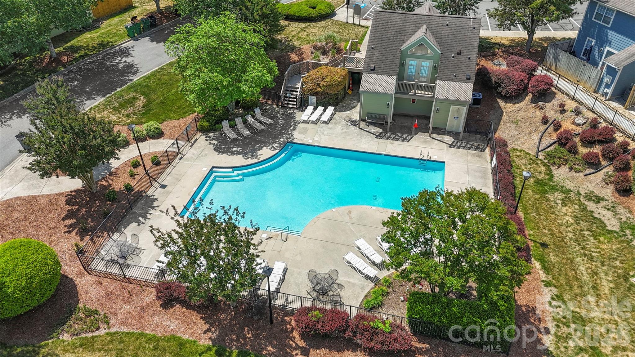 9005 Four Mile Creek Road — Charlotte