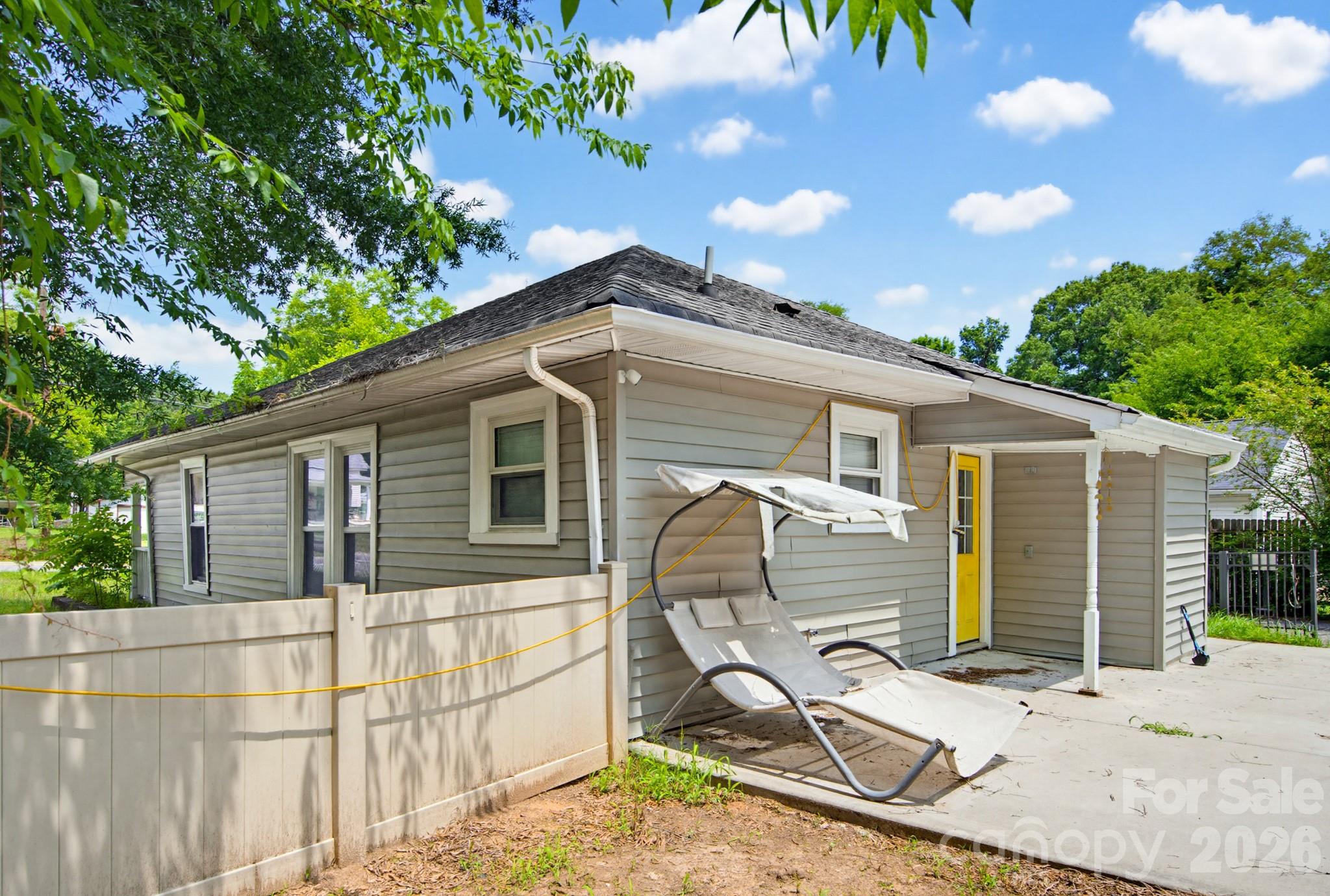 835 Old Charlotte Road SW — Concord