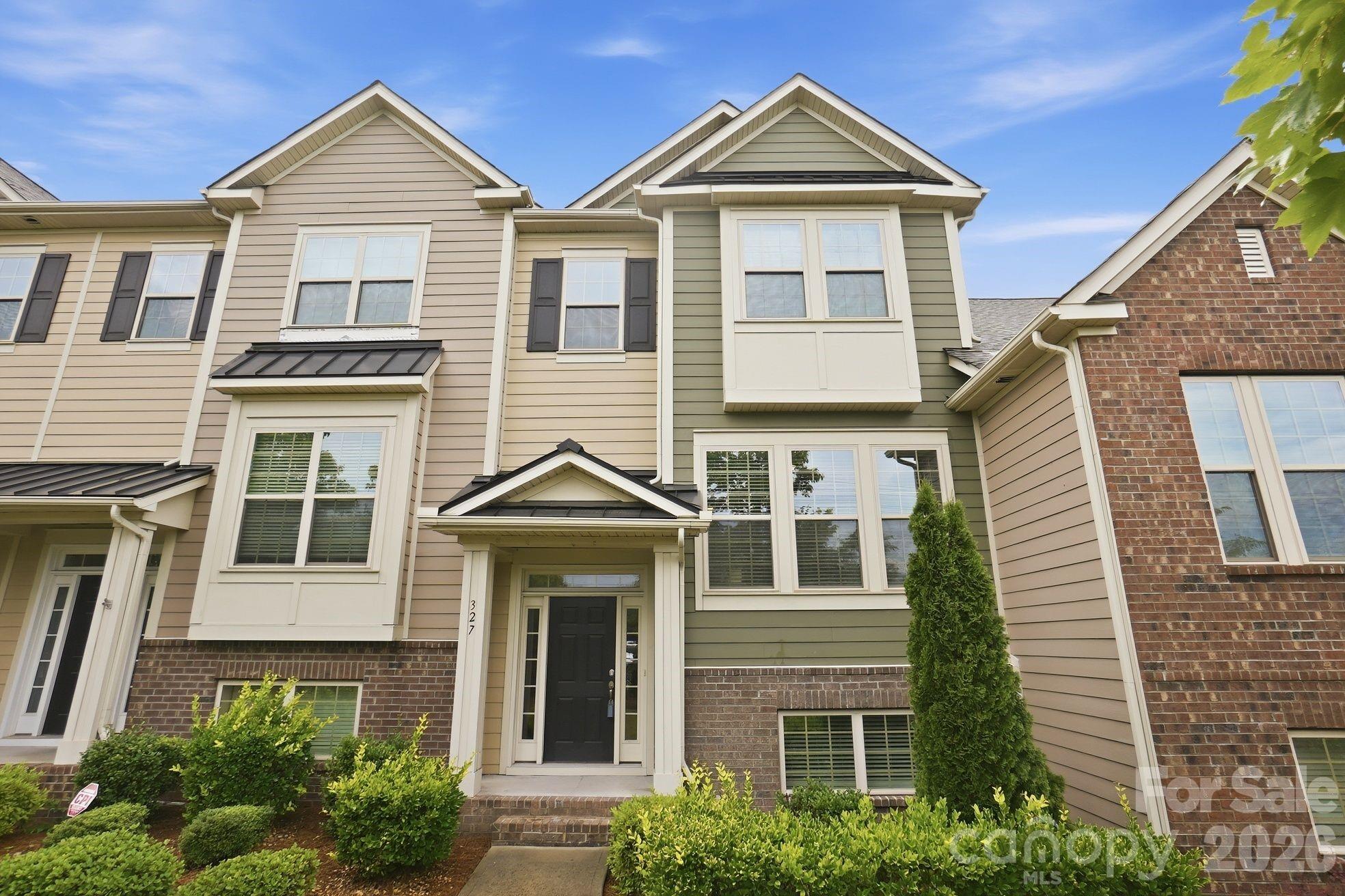 327 Annandale Drive — Fort Mill