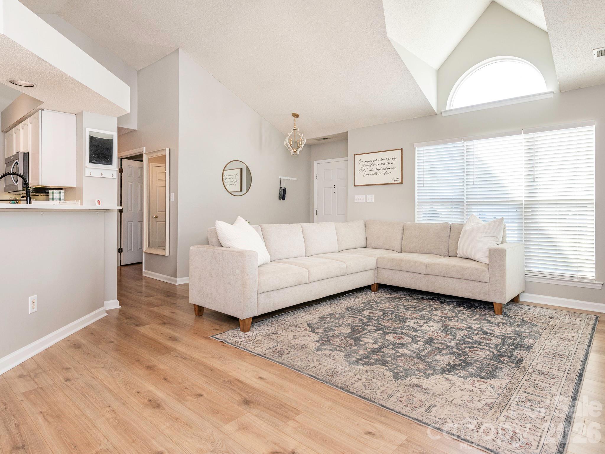 3930 Huntmeadow Drive — Charlotte