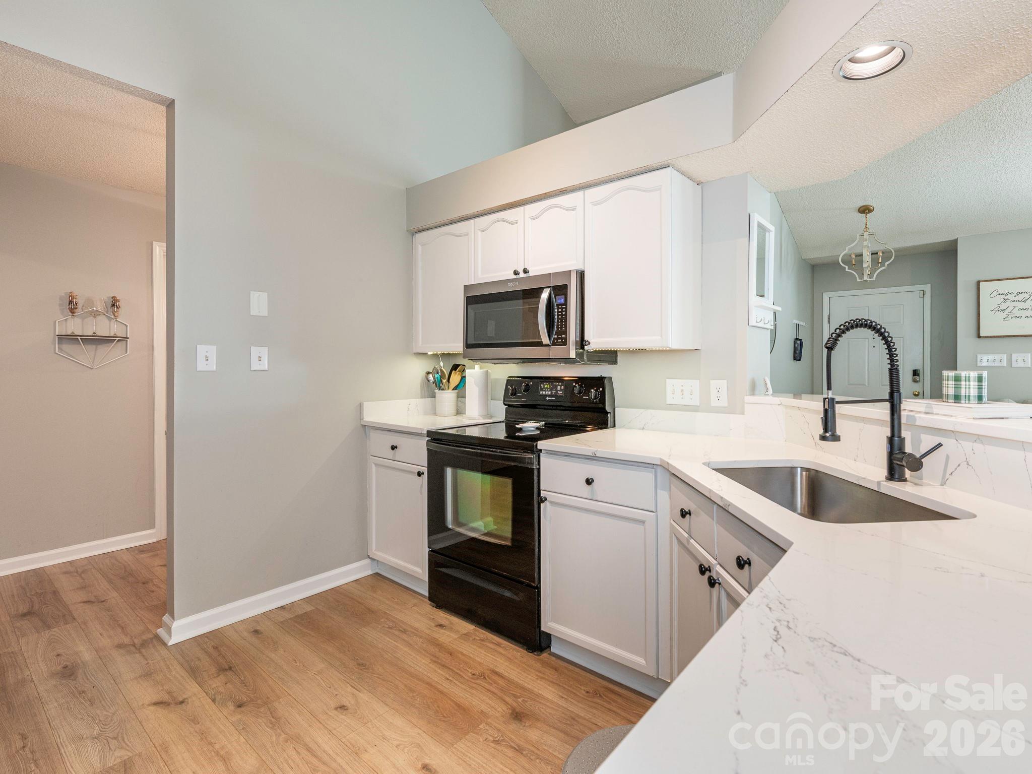 3930 Huntmeadow Drive — Charlotte
