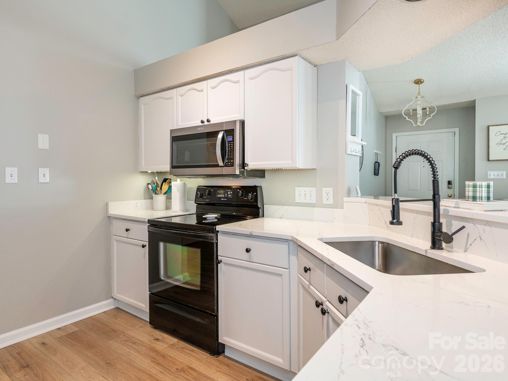3930 Huntmeadow Drive — Charlotte