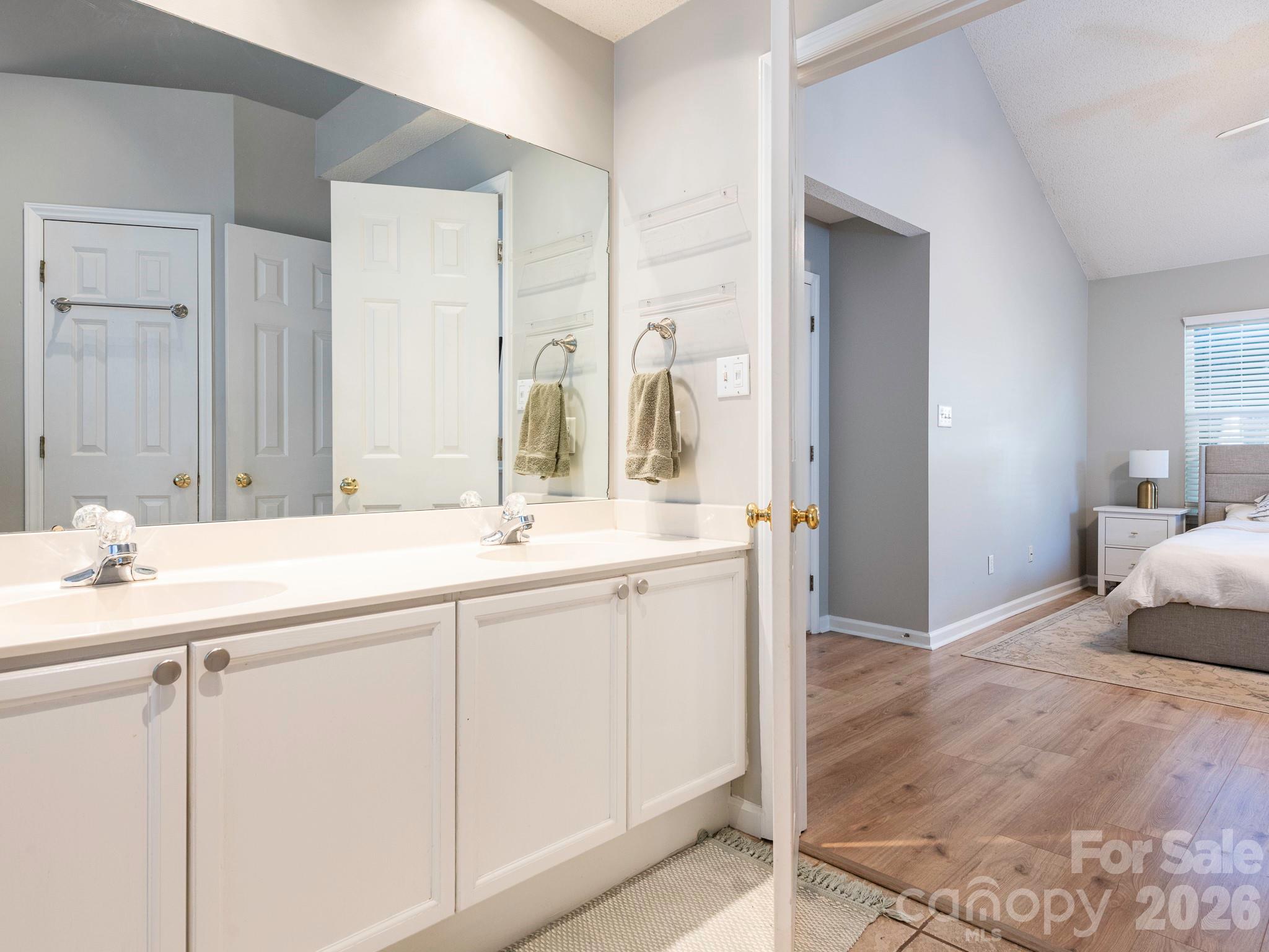 3930 Huntmeadow Drive — Charlotte