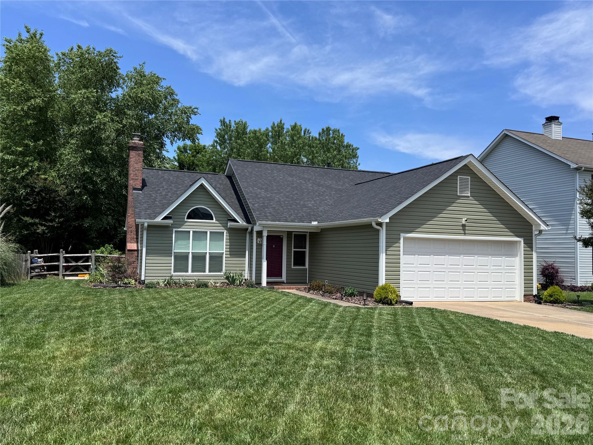 3930 Huntmeadow Drive — Charlotte