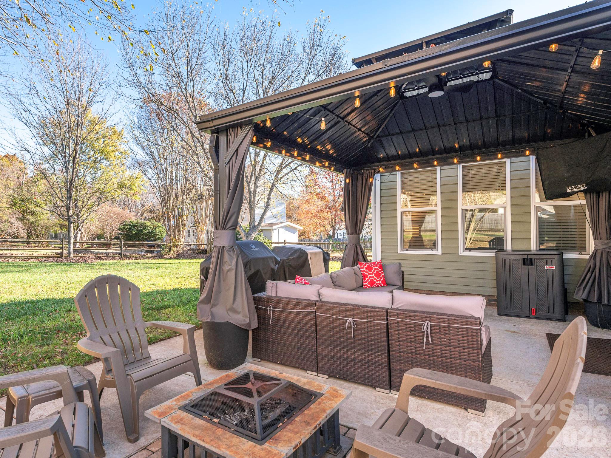 3930 Huntmeadow Drive — Charlotte