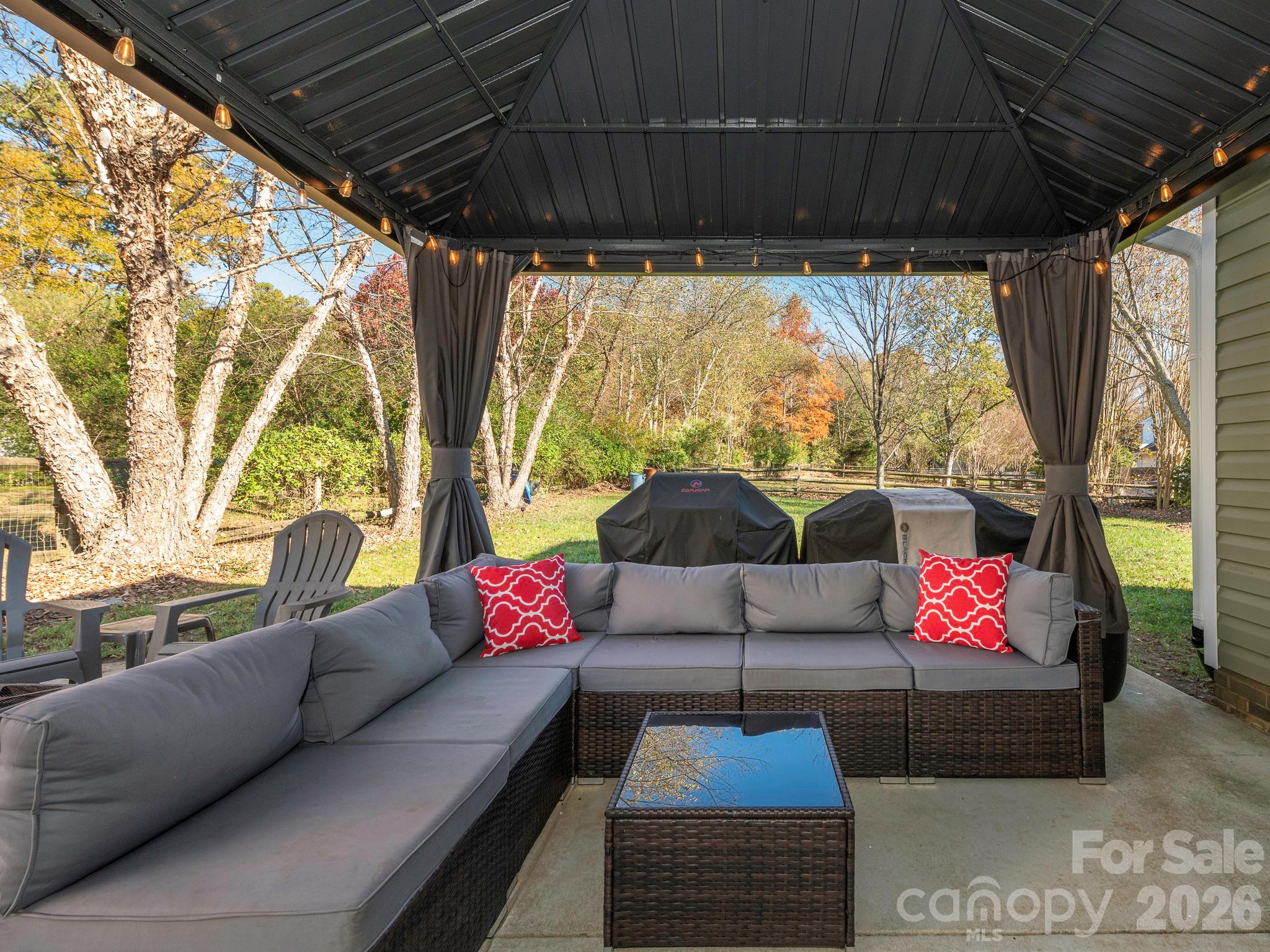 3930 Huntmeadow Drive — Charlotte