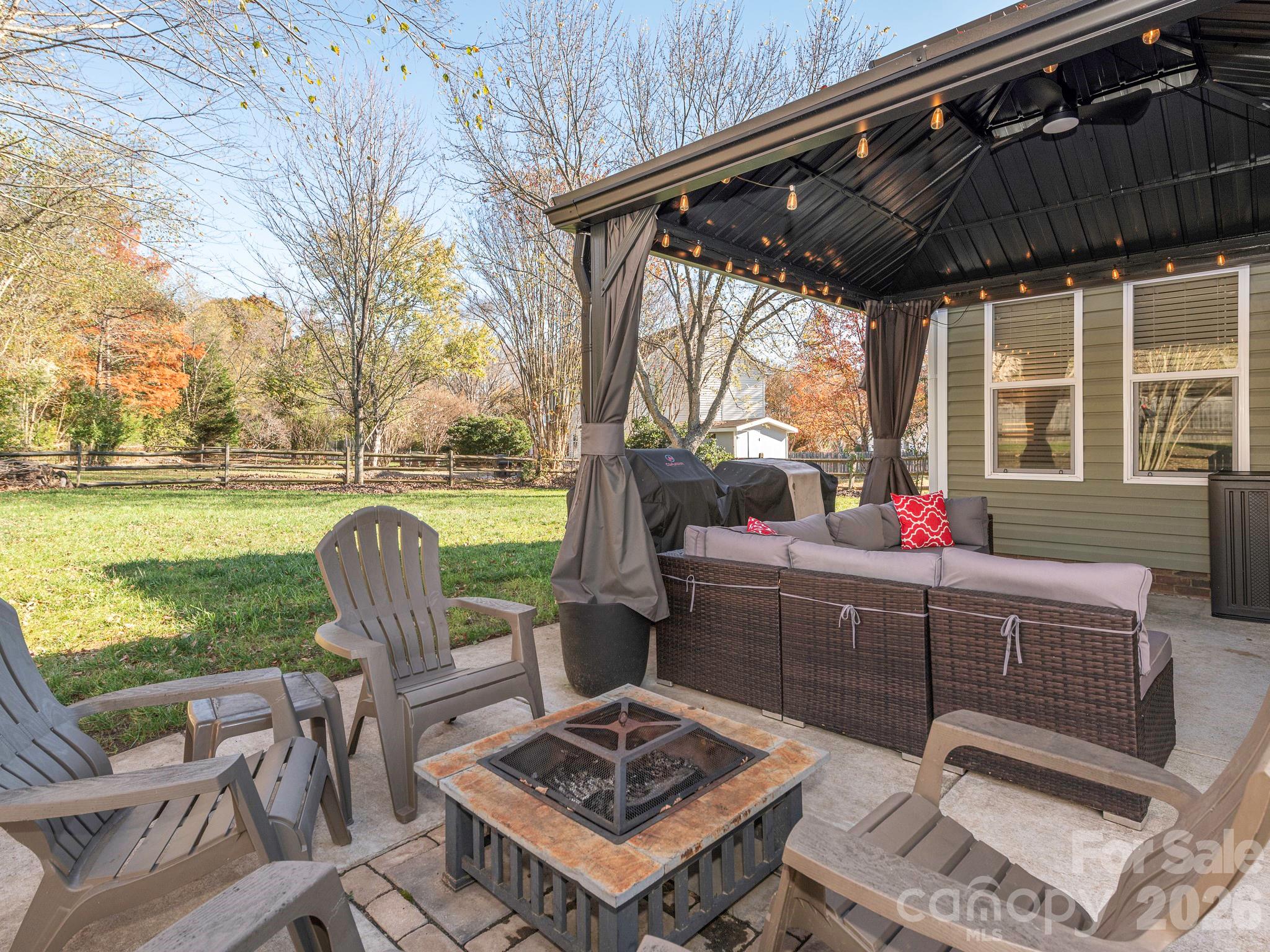 3930 Huntmeadow Drive — Charlotte