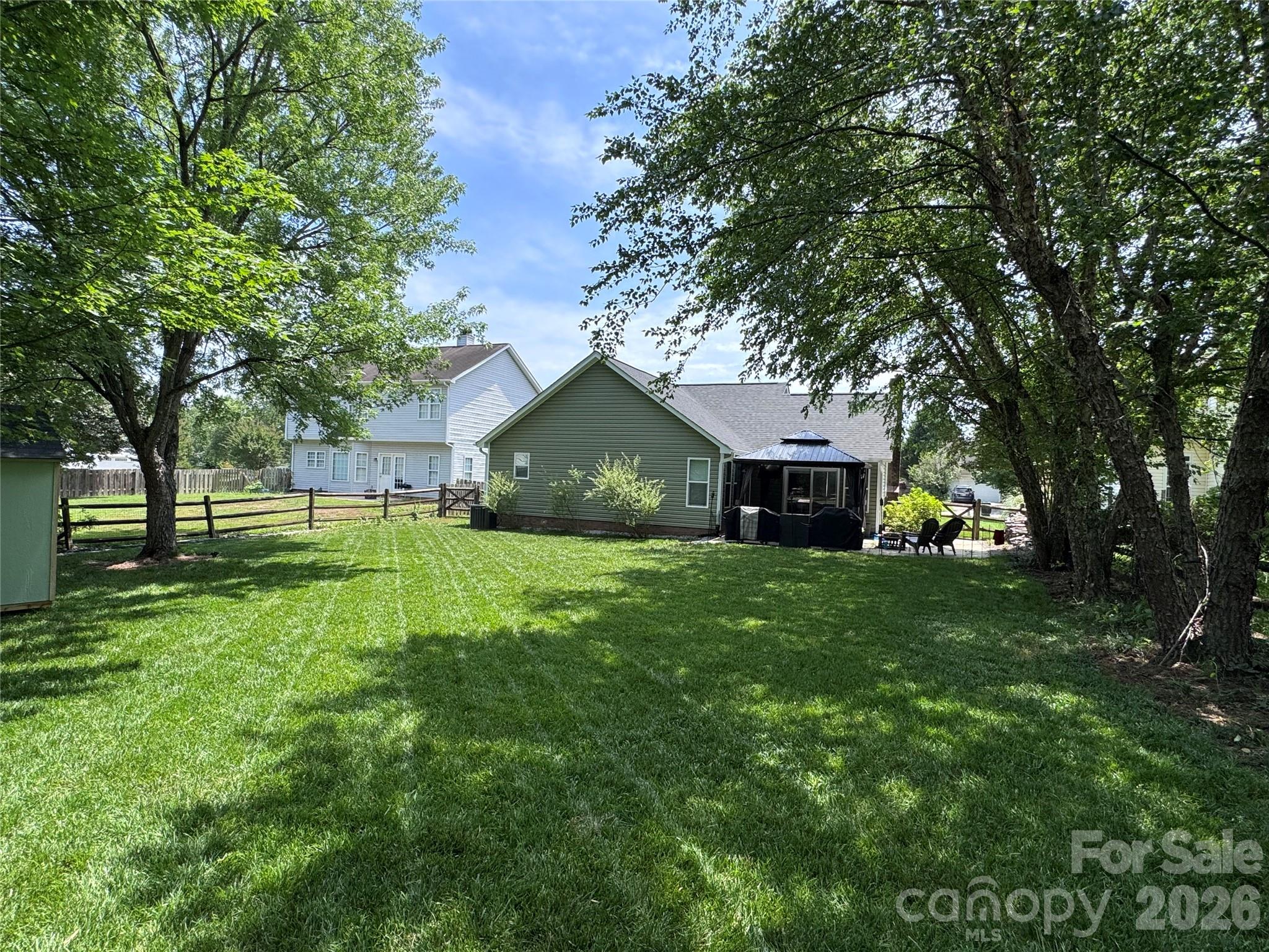 3930 Huntmeadow Drive — Charlotte