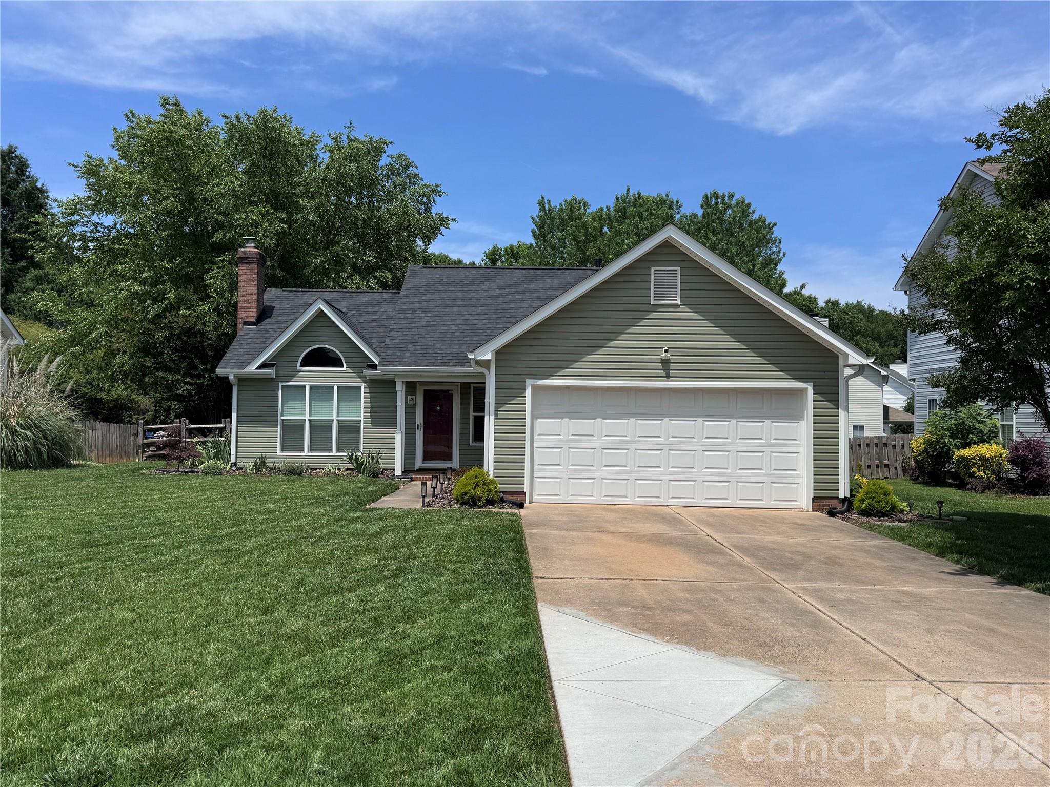 3930 Huntmeadow Drive — Charlotte