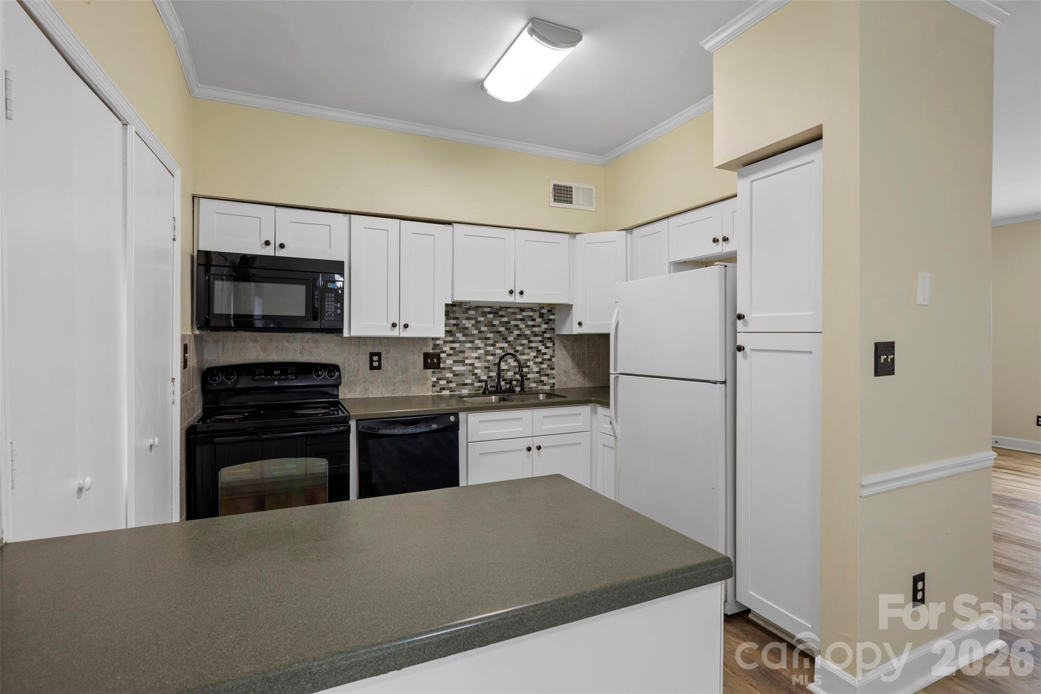 5925 Quail Hollow Road #B — Charlotte