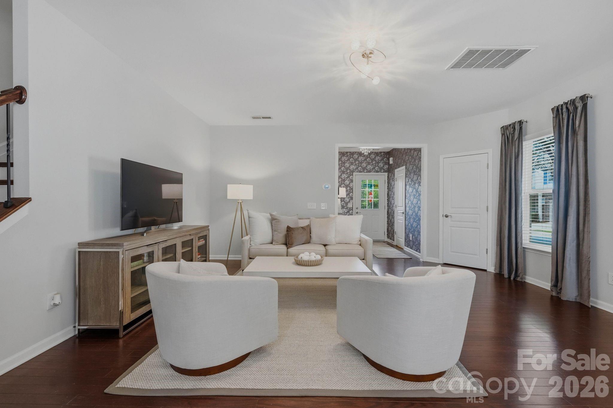 2403 Diplomat Lane — Charlotte