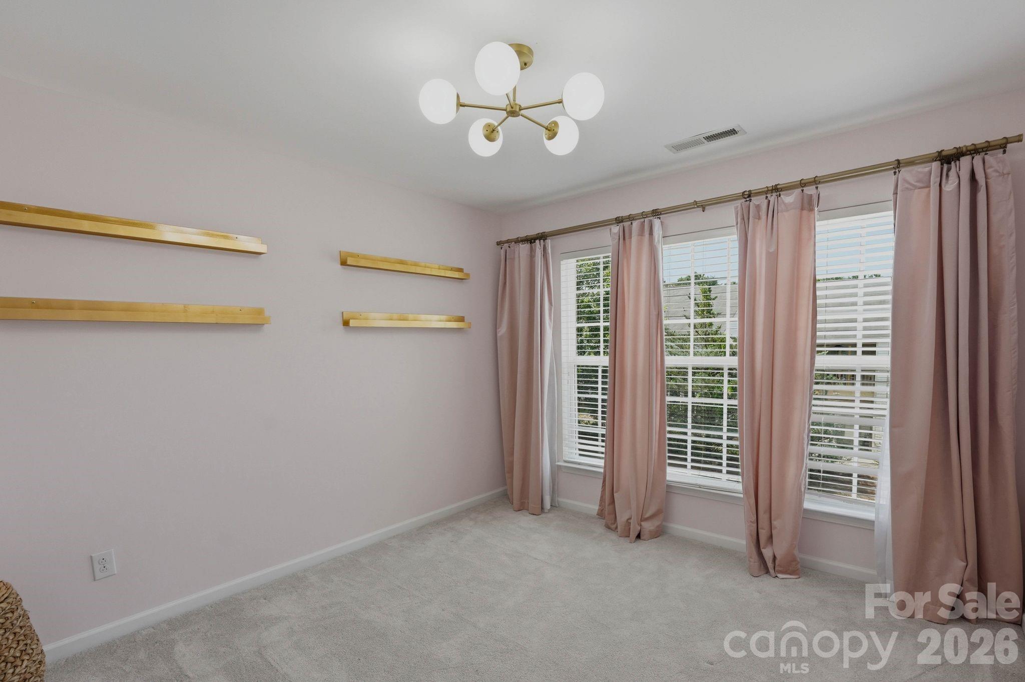 2403 Diplomat Lane — Charlotte