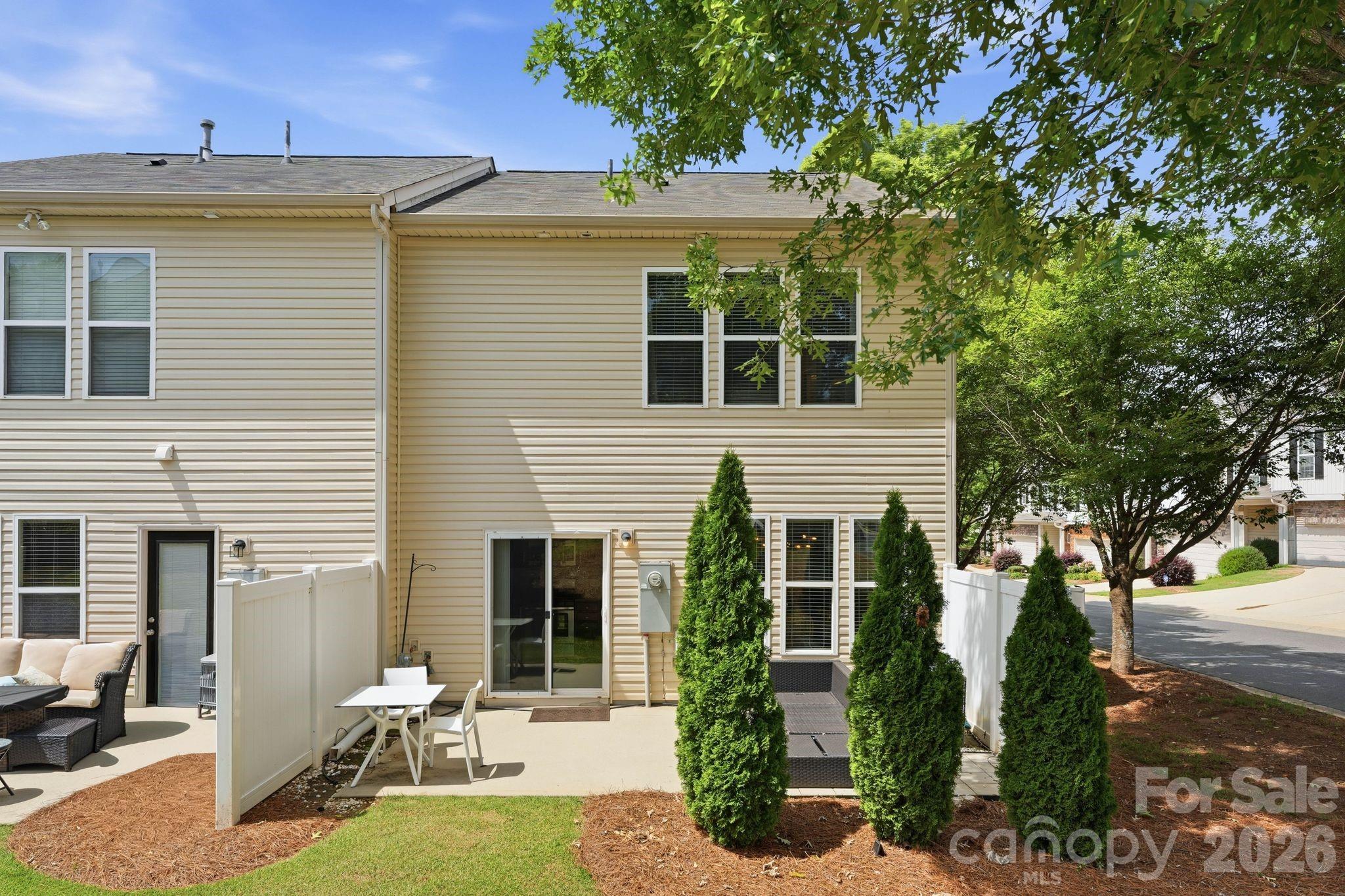 2403 Diplomat Lane — Charlotte