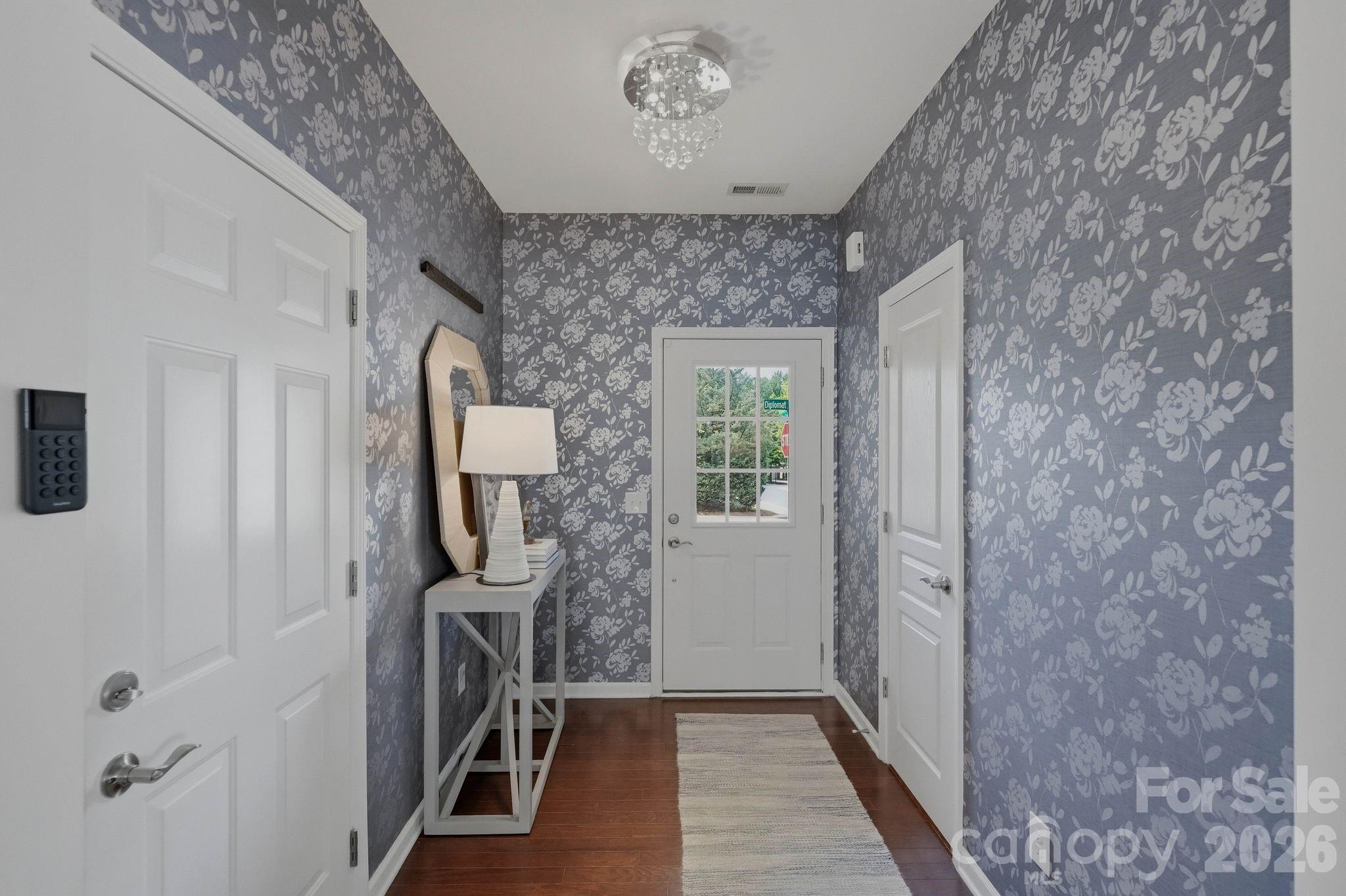 2403 Diplomat Lane — Charlotte