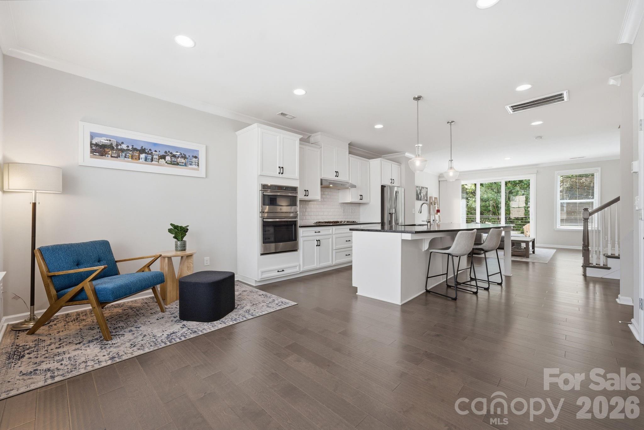 507 Upper Stone Circle — Charlotte