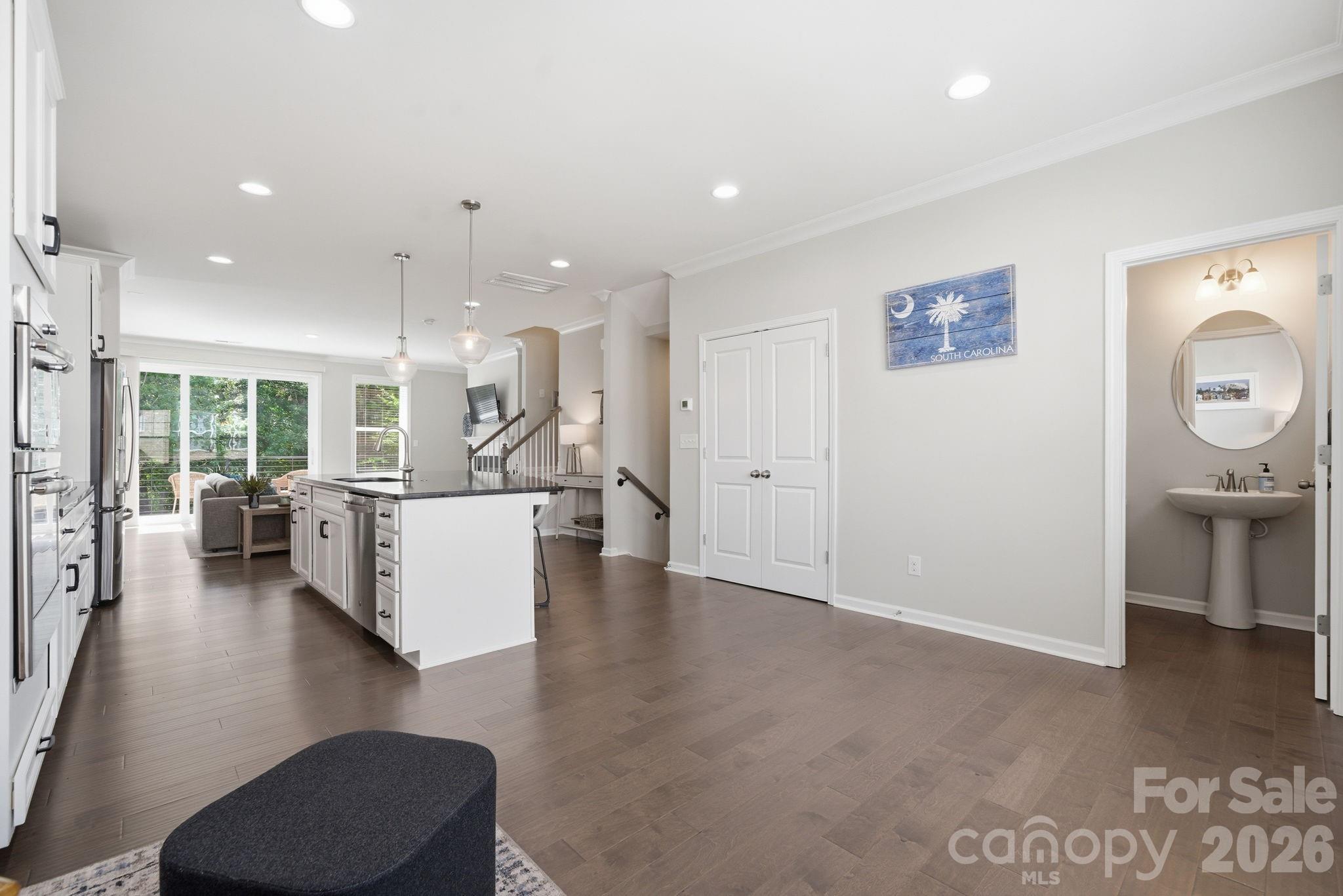 507 Upper Stone Circle — Charlotte