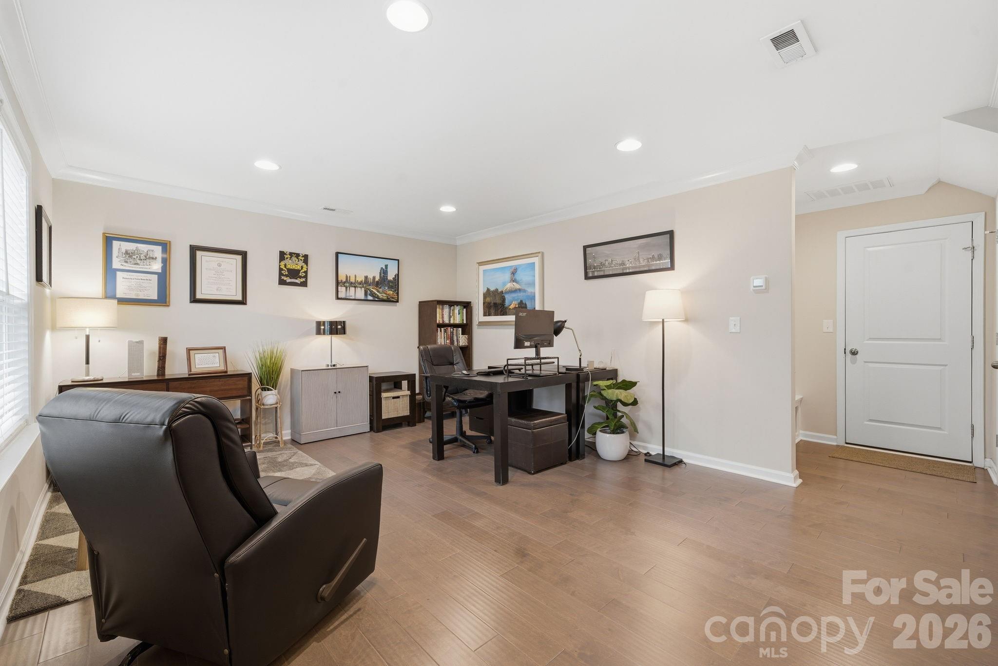 507 Upper Stone Circle — Charlotte
