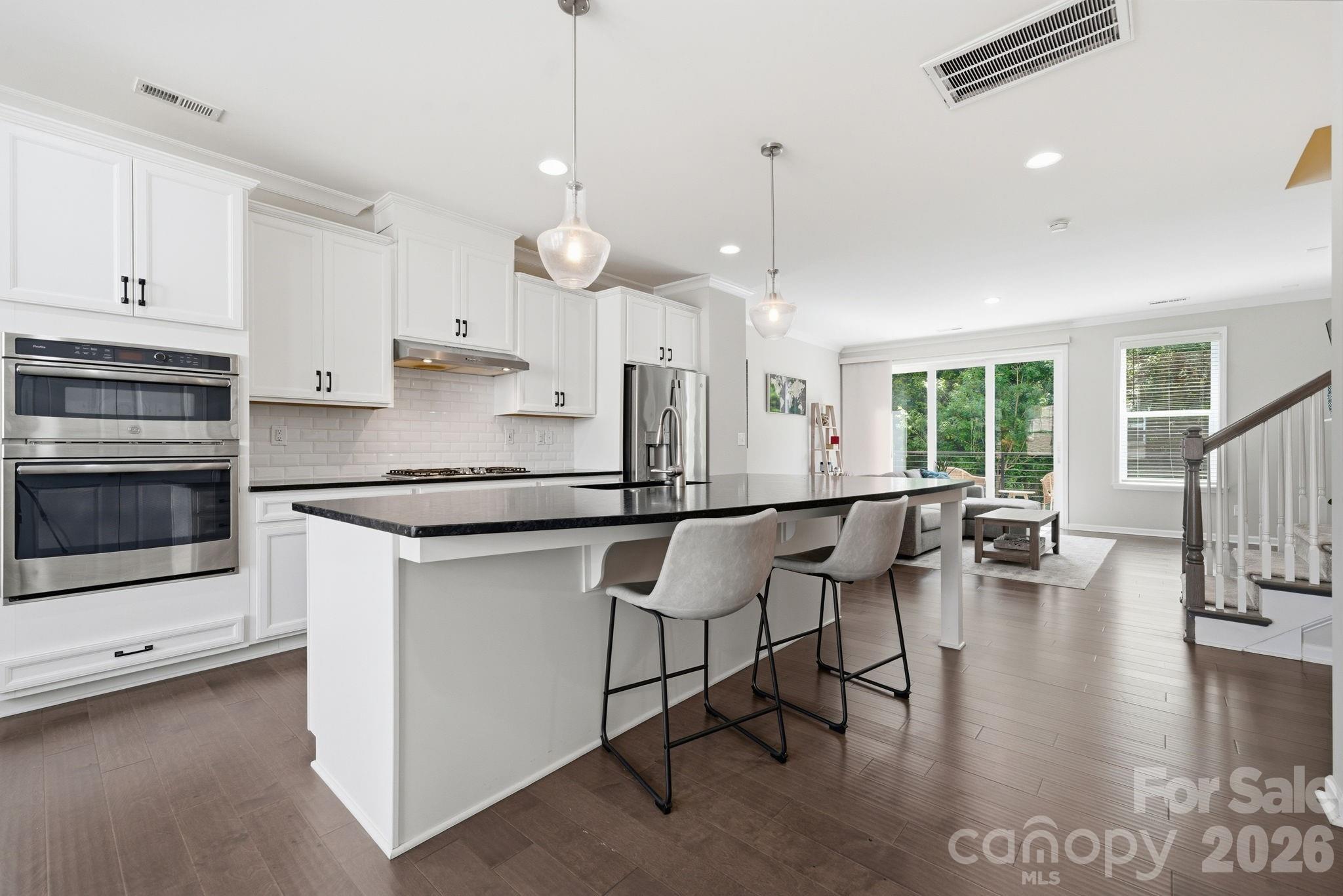 507 Upper Stone Circle — Charlotte