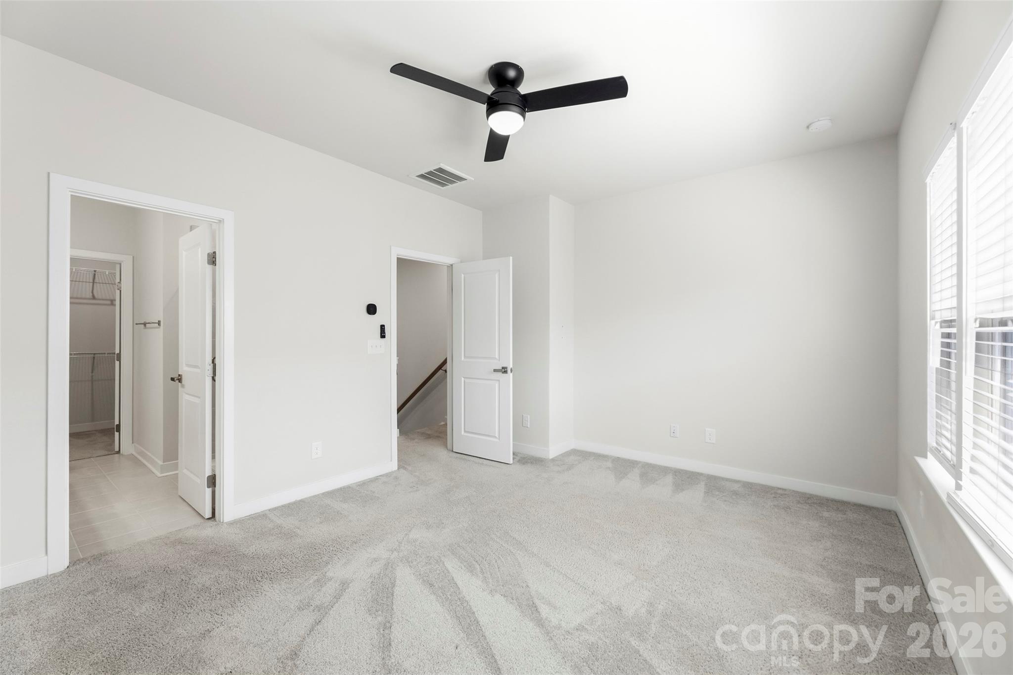 1049 Simcoe Lane — Charlotte