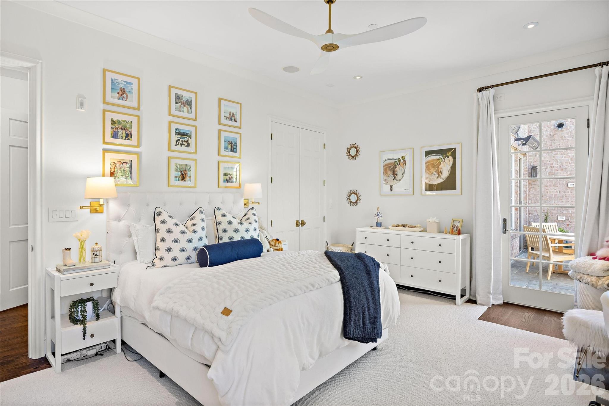 182 Cherokee Road — Charlotte
