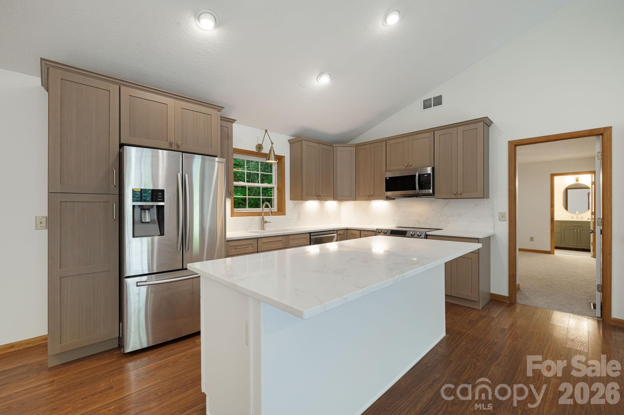 100 Woven Cloud Lane — Waynesville