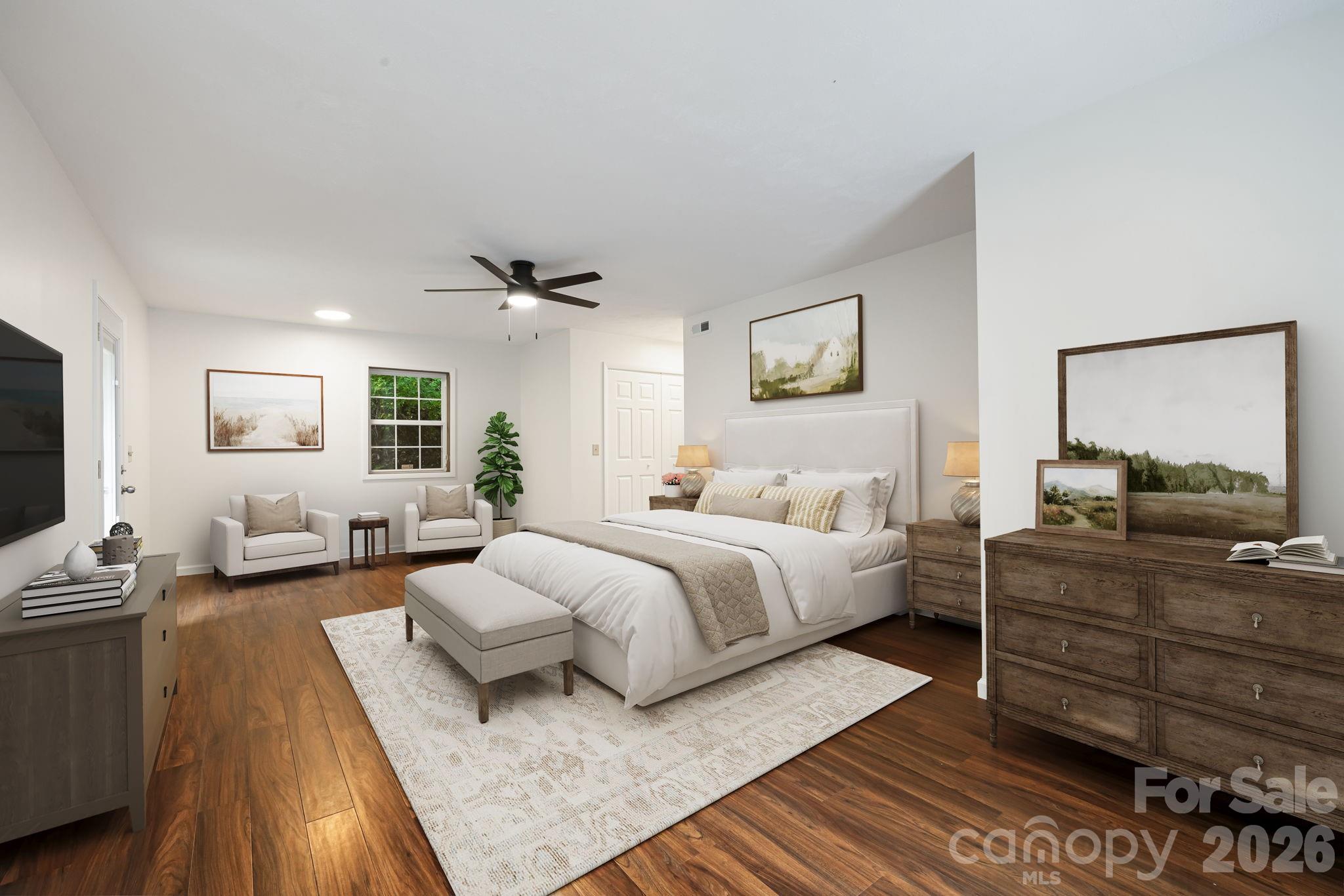 100 Woven Cloud Lane — Waynesville