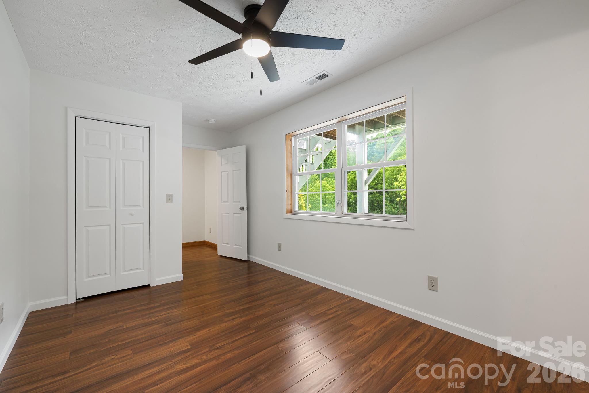 100 Woven Cloud Lane — Waynesville