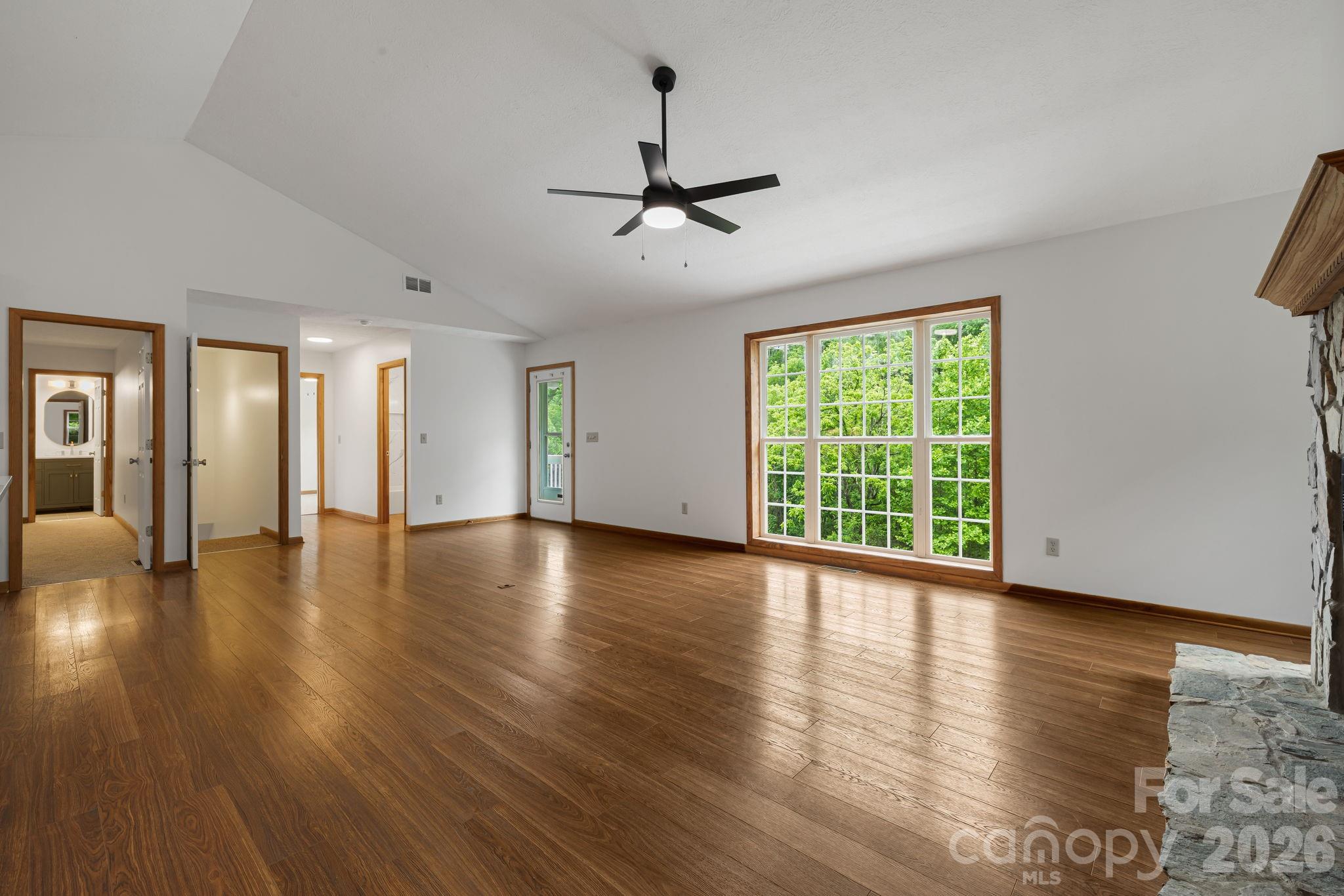 100 Woven Cloud Lane — Waynesville